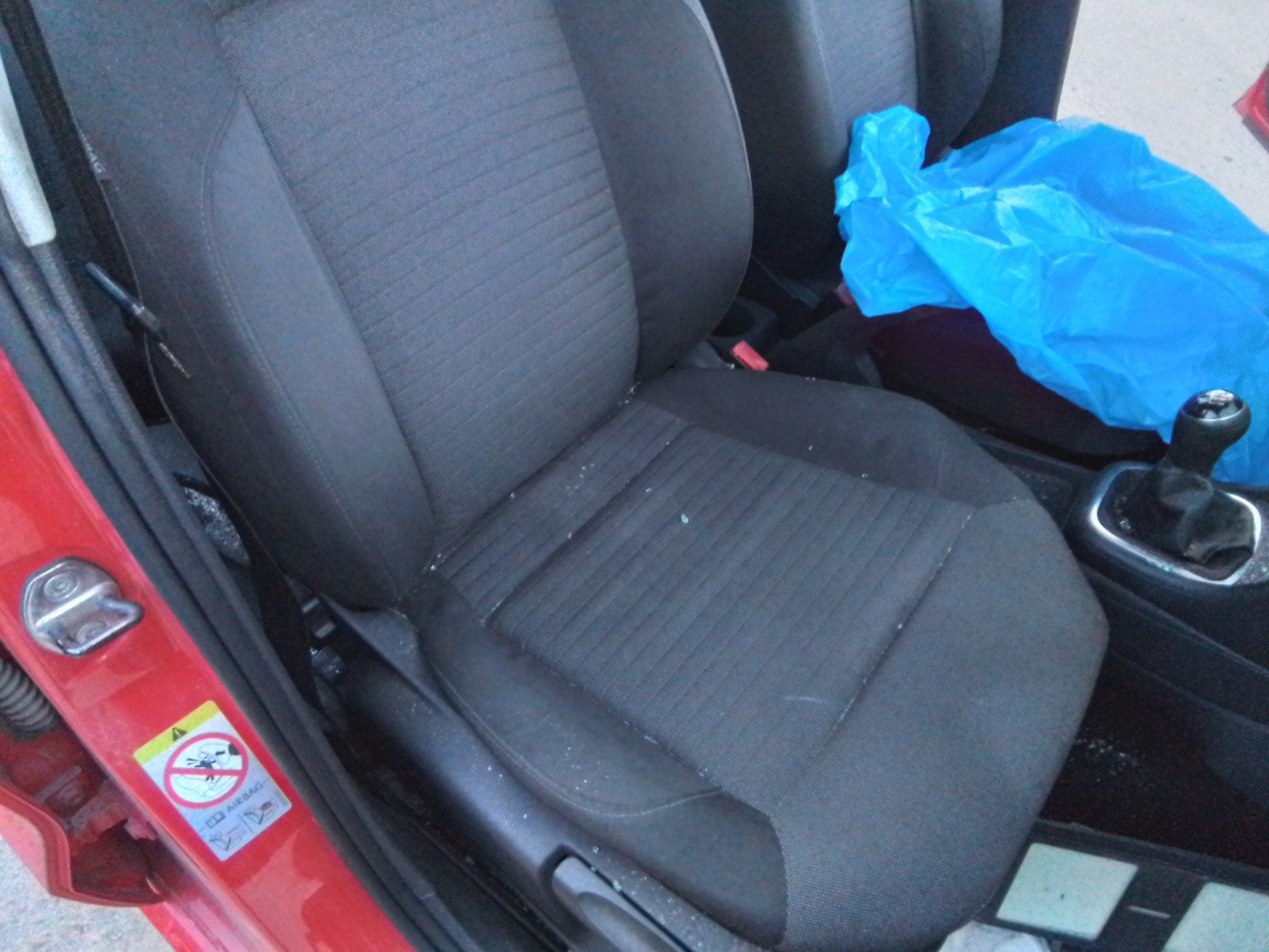 Recambio de asiento delantero derecho para volkswagen polo (6r1) advance referencia OEM IAM   