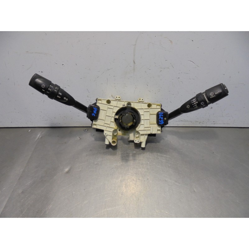 Recambio de mando intermitentes para ssangyong actyon sports 2.0 td cat referencia OEM IAM 8590032110 Y2206083AA 