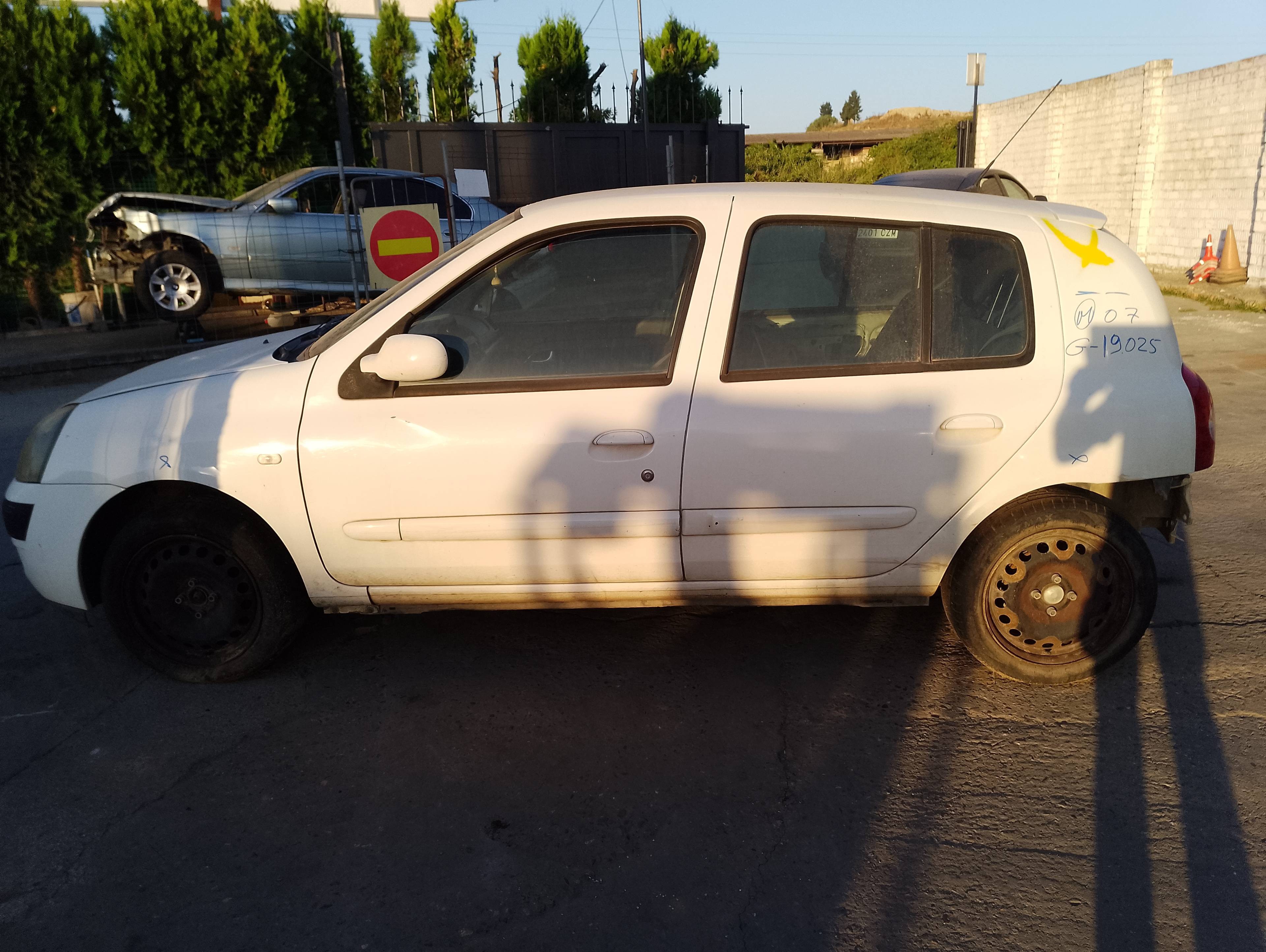 renault clio ii fase ii (b/cb0) del año 2007