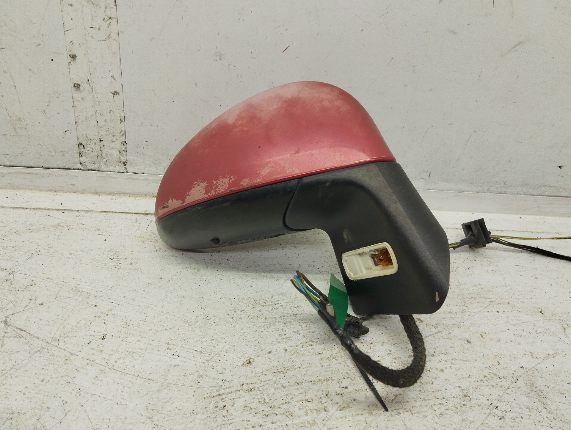 Recambio de retrovisor derecho para citroën c4 berlina collection referencia OEM IAM 96467112  