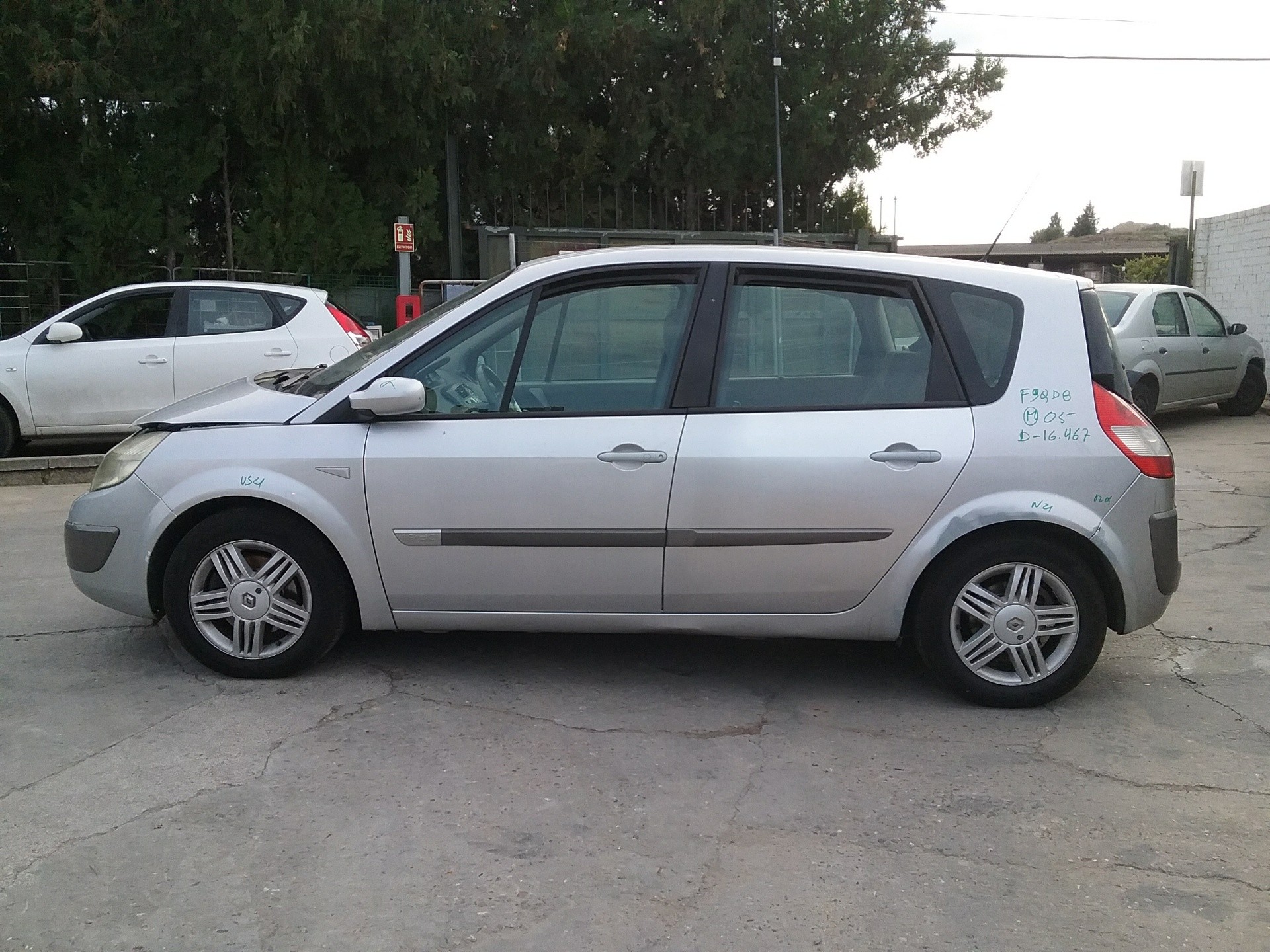 renault scenic ii del año 2005
