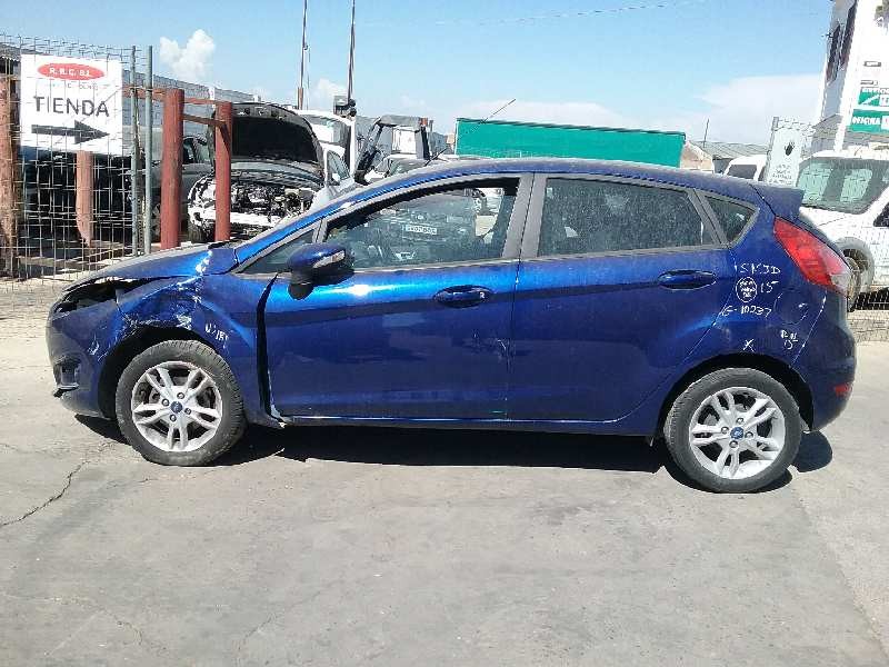 ford fiesta (ccn) del año 2015