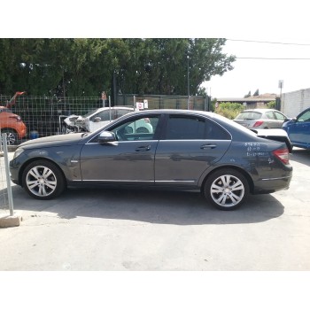 mercedes-benz clase c (w204) berlina del año 2009
