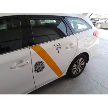 Recambio de puerta trasera izquierda para toyota auris hybrid active referencia OEM IAM   