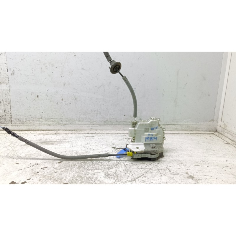 Recambio de cerradura puerta trasera izquierda para audi a4 berlina (8w2) básico referencia OEM IAM 8X0839015E  