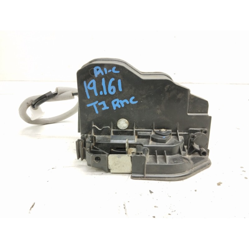 Recambio de cerradura puerta trasera izquierda para bmw serie 1 berlina (e81/e87) 118d referencia OEM IAM 7202147  