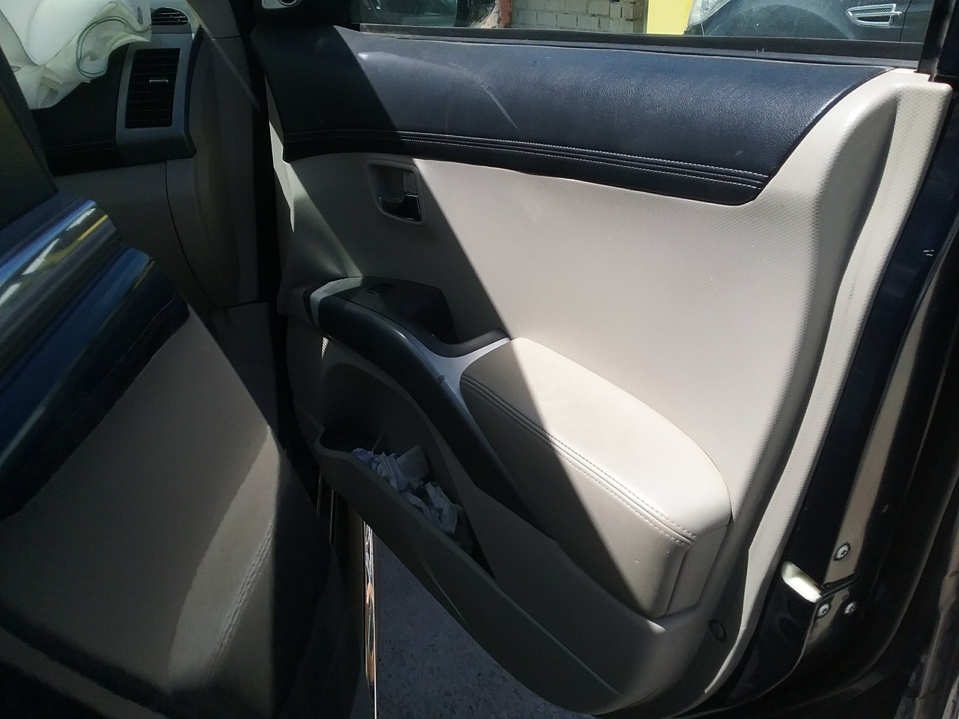 Recambio de guarnecido puerta delantera derecha para mitsubishi outlander (cw0) challenge 4wd referencia OEM IAM   