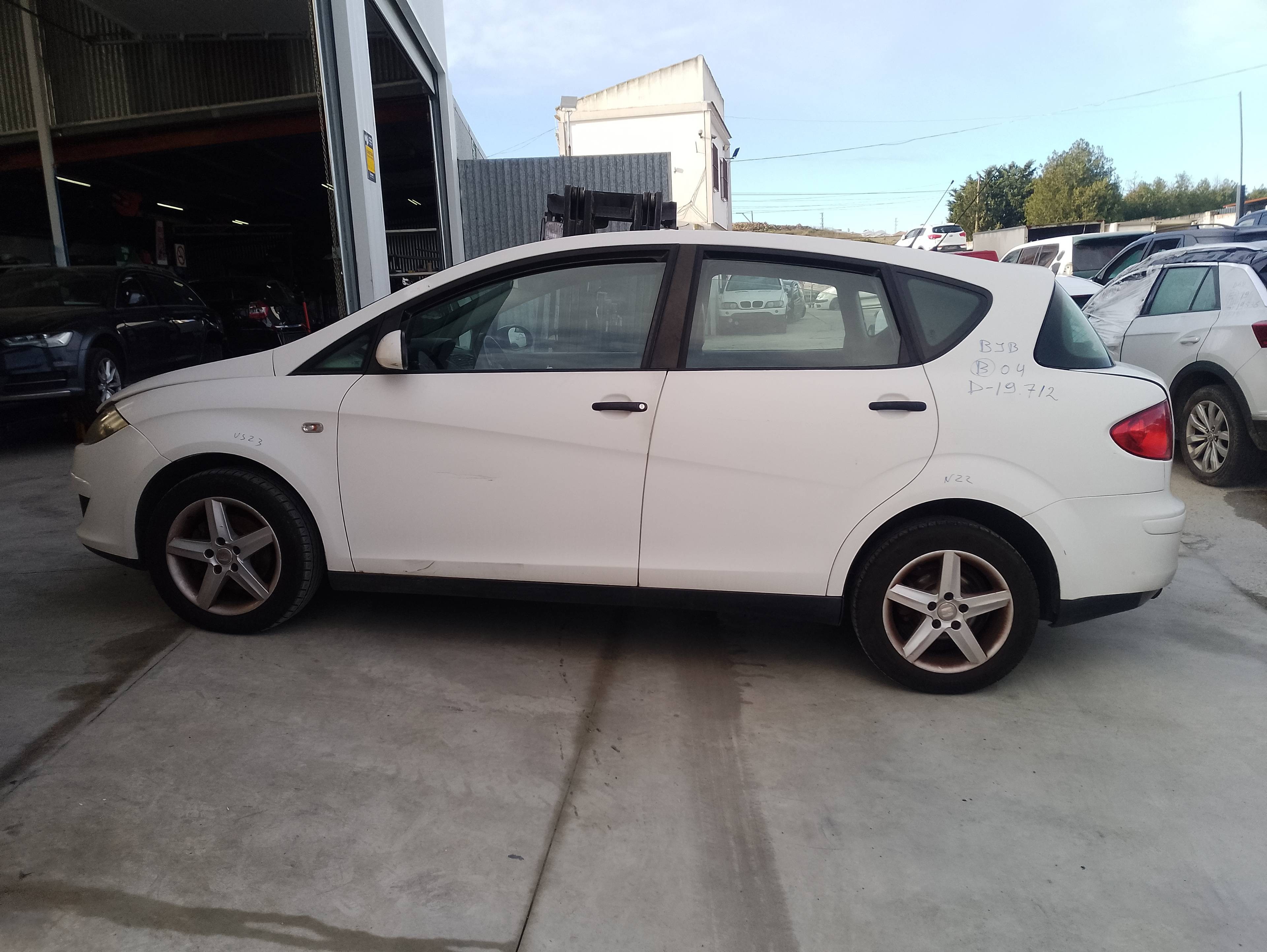 seat toledo (5p2) del año 2004