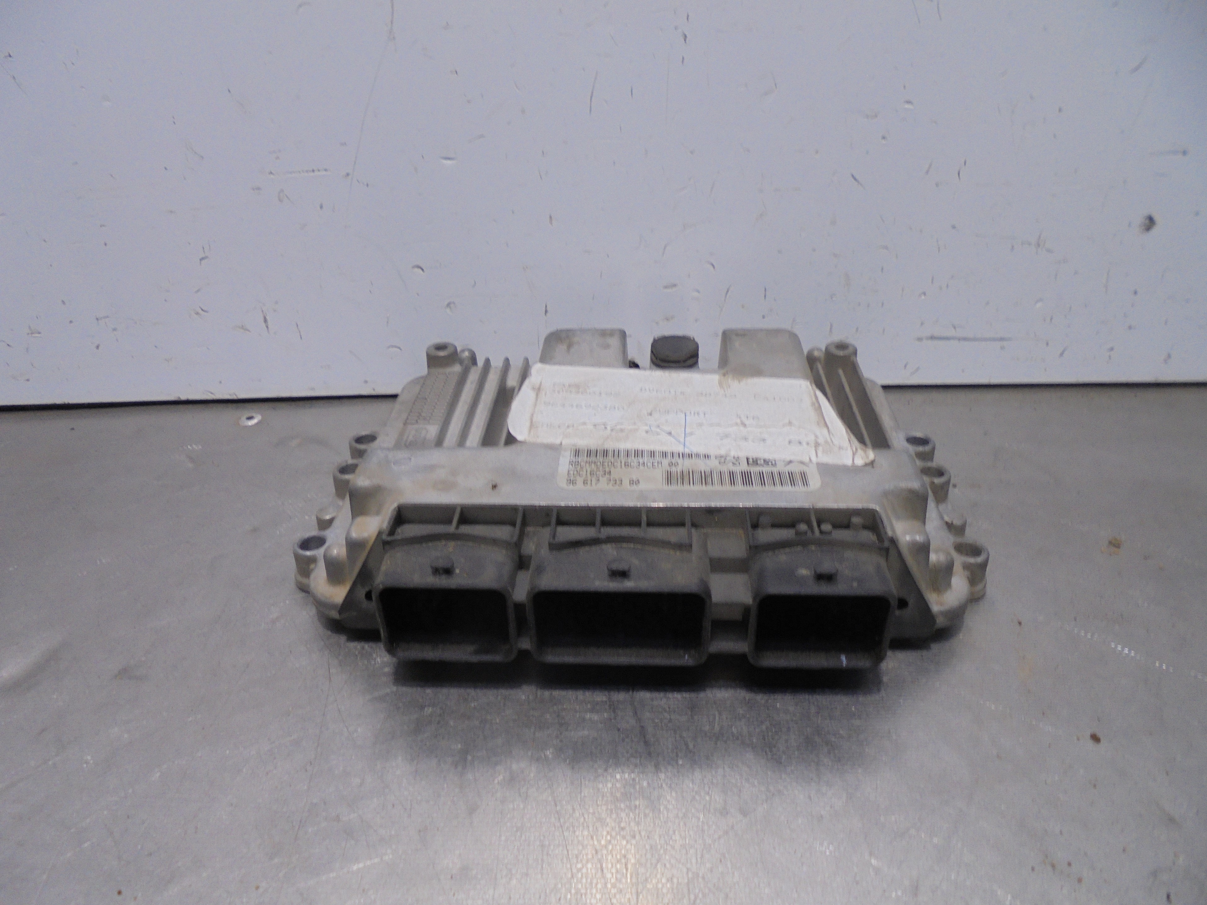 Recambio de centralita motor uce para peugeot 307 berlina (s2) d-sign referencia OEM IAM 9661773380  