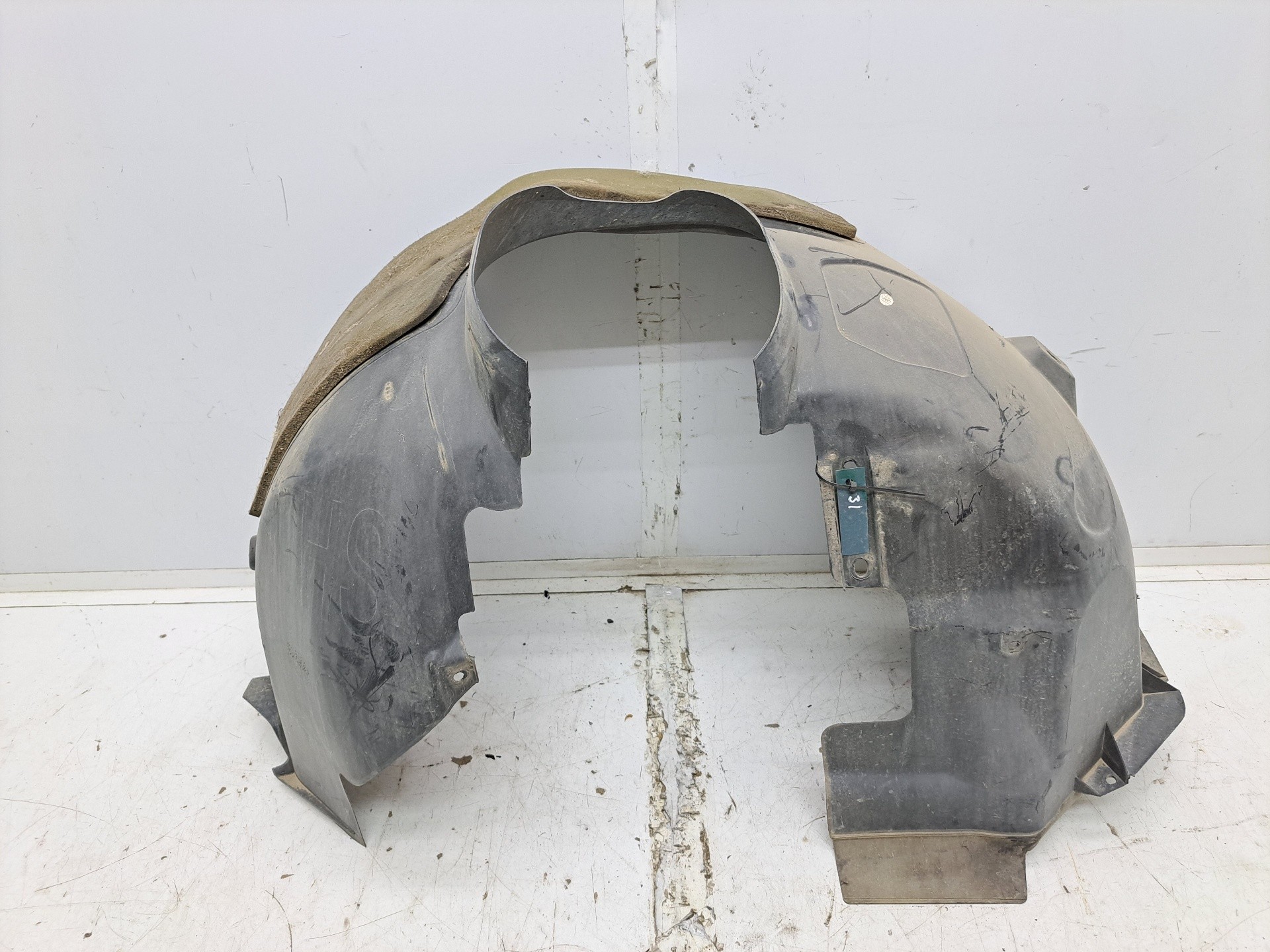 Recambio de paso rueda delantero izquierdo para ford focus lim. (cb8) sport referencia OEM IAM AM51R16115BF  