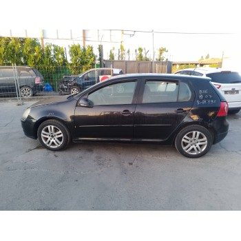 volkswagen golf v berlina (1k1) del año 2007