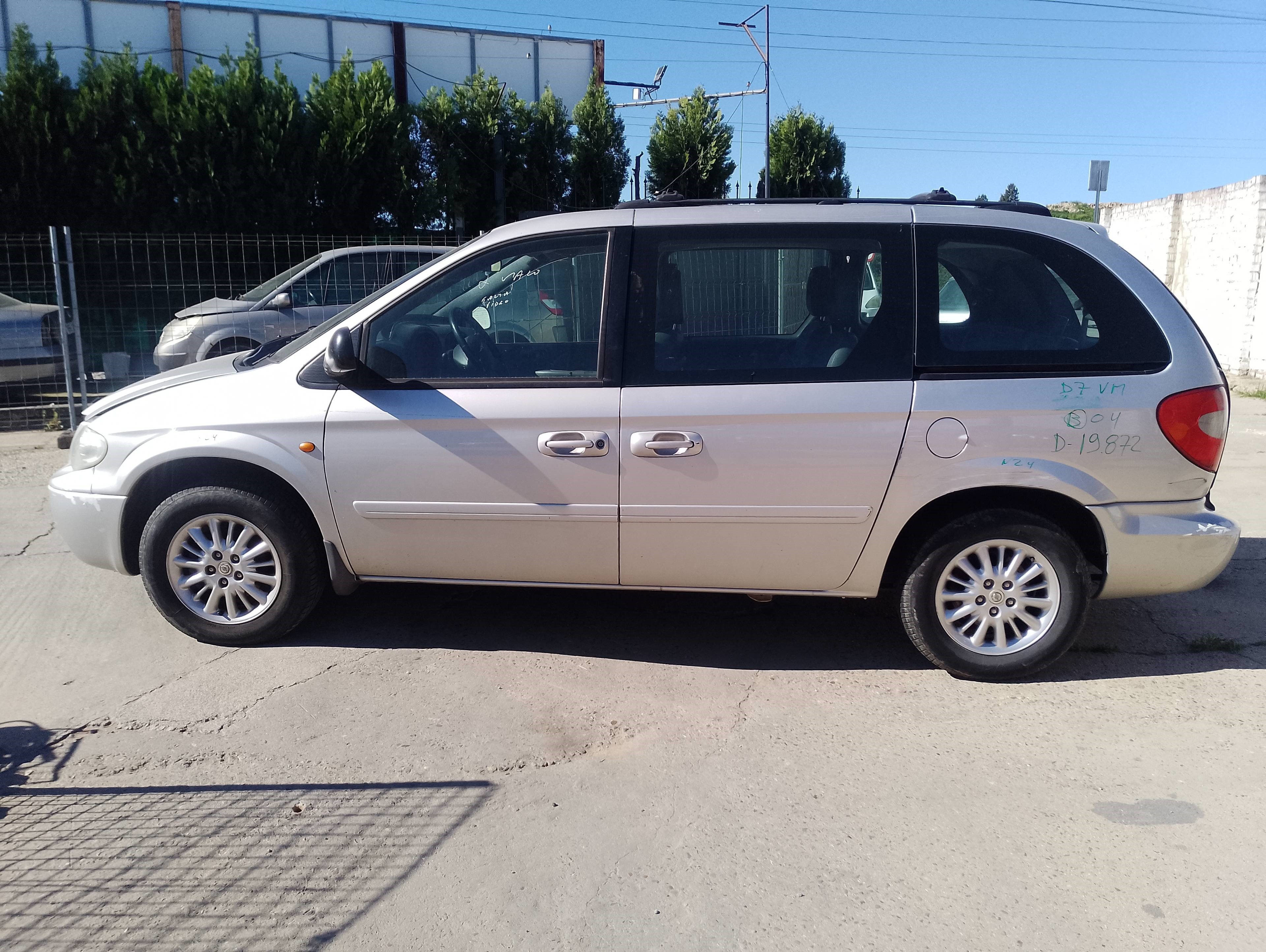 chrysler voyager (rg) del año 2004