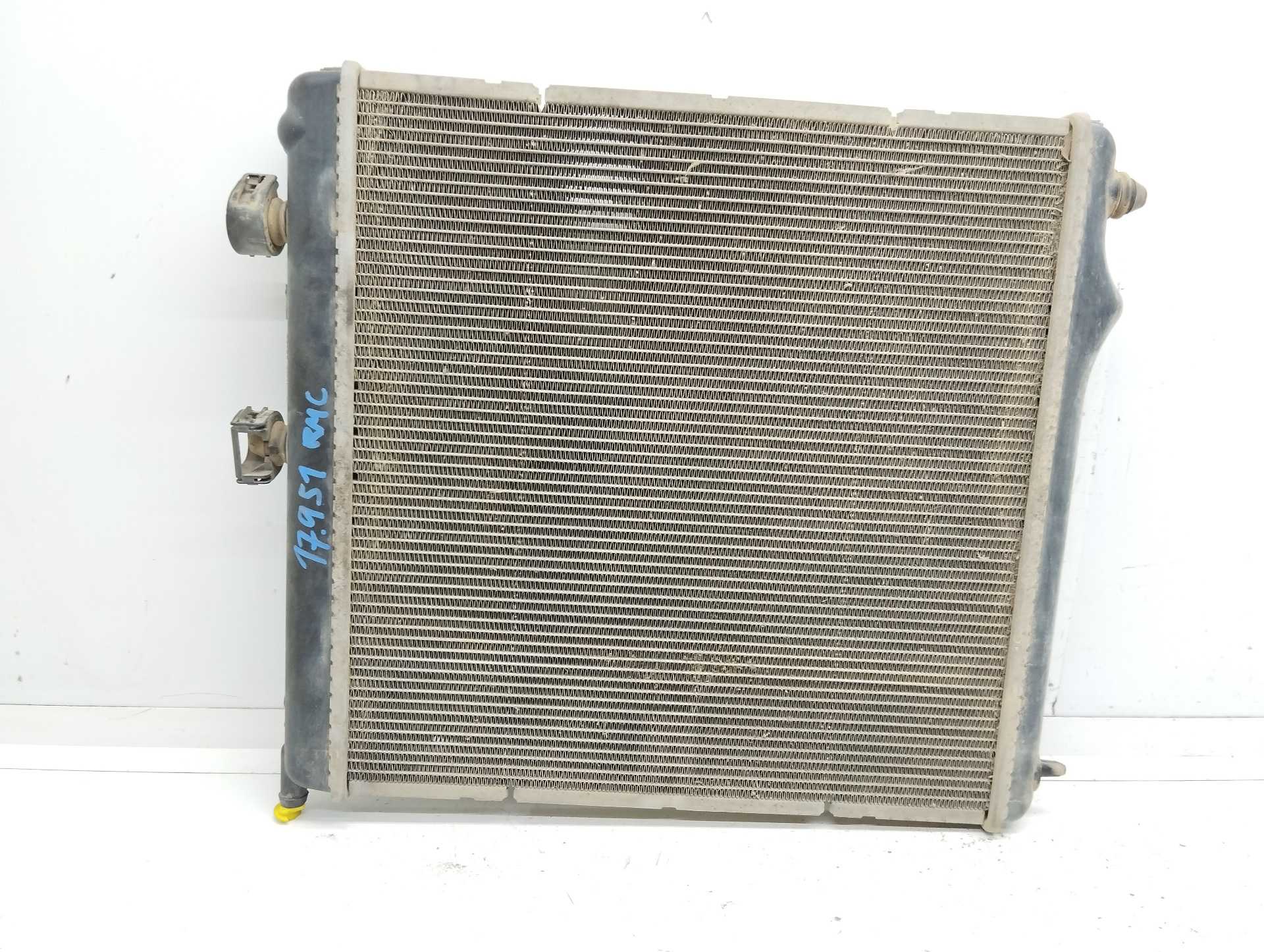 Recambio de radiador agua para peugeot 207 confort referencia OEM IAM 95007T01 8709600002 DENSO