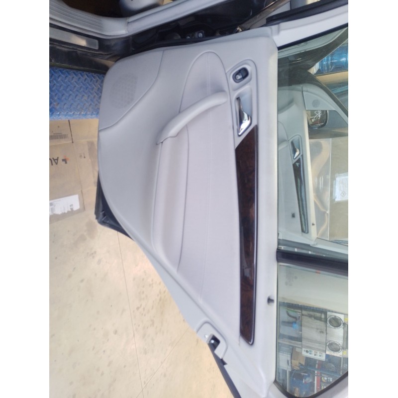 Recambio de guarnecido puerta trasera derecha para mercedes-benz clase c (w203) c 220 cdi (203.008) referencia OEM IAM   