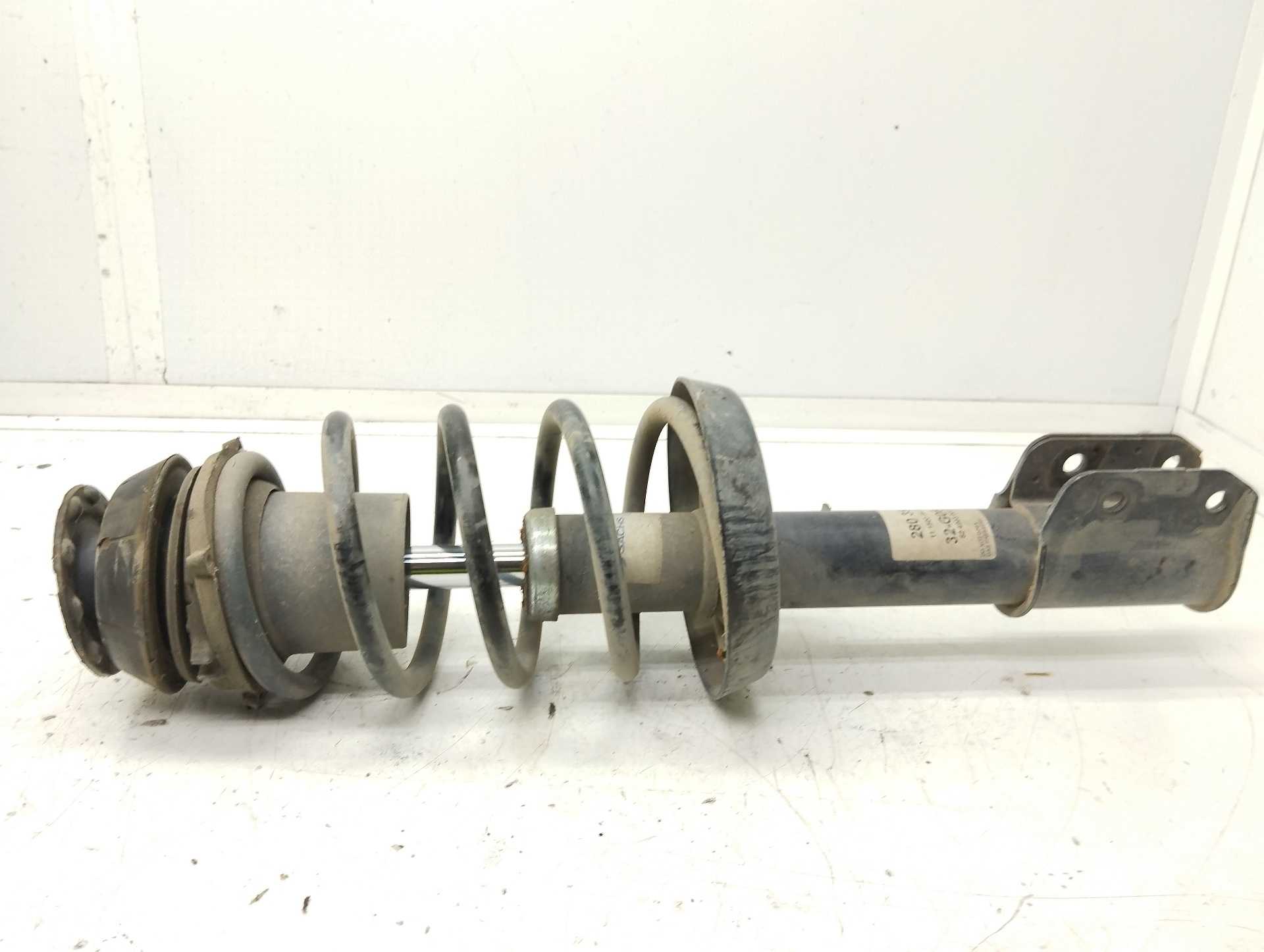 Recambio de amortiguador delantero izquierdo para opel zafira a blue line referencia OEM IAM 824903005528 111500280359 