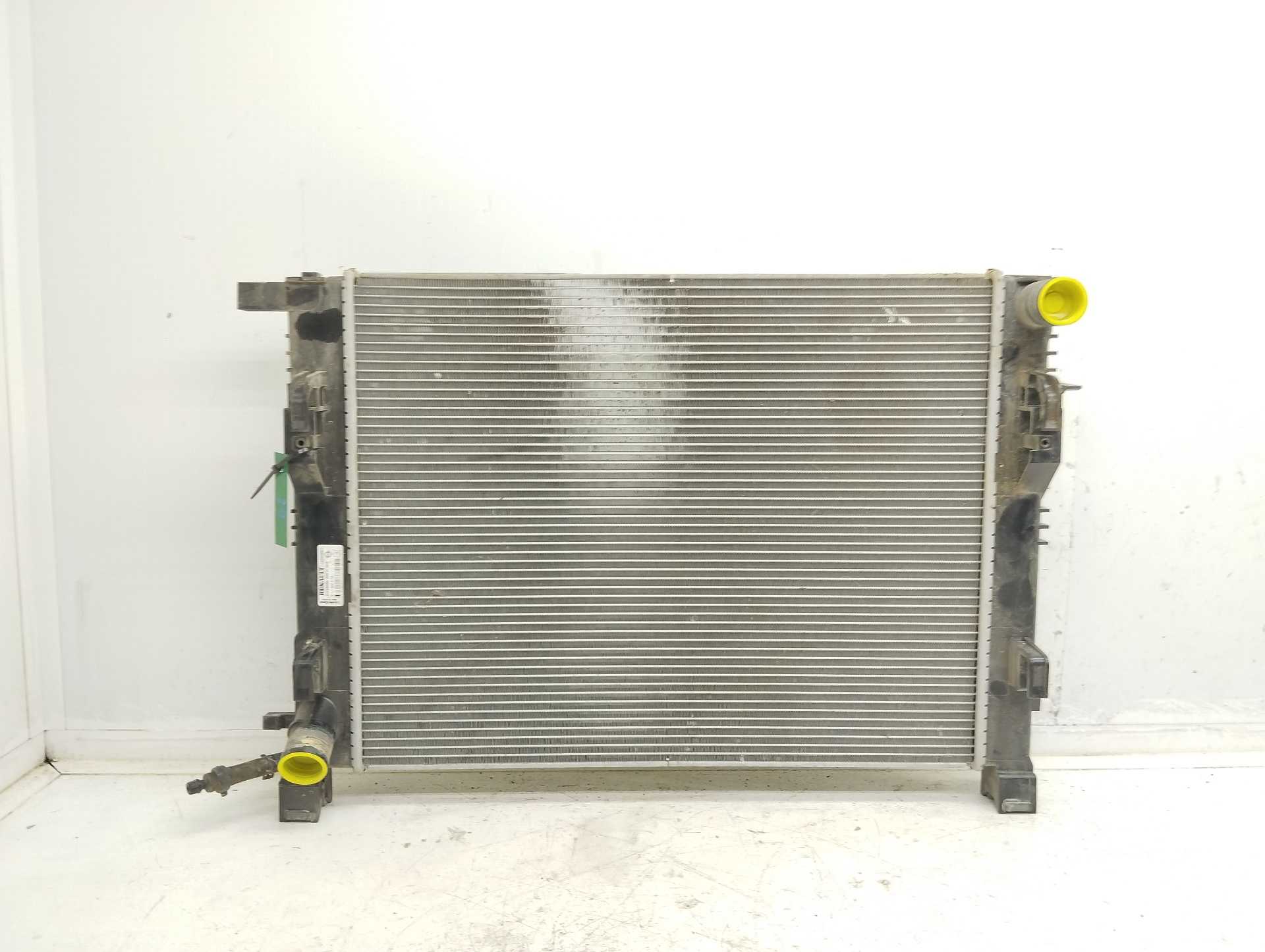 Recambio de radiador agua para renault captur dynamique referencia OEM IAM 21410B680A  