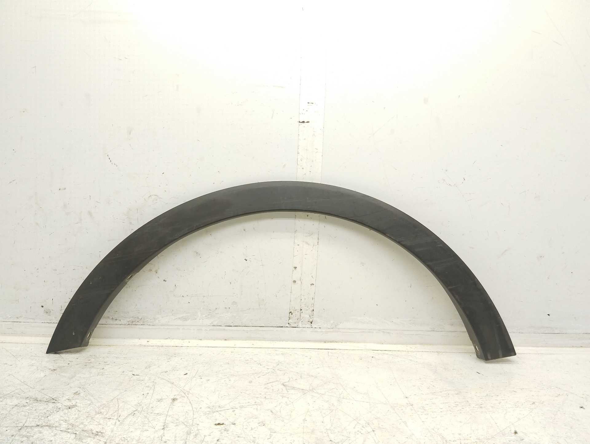 Recambio de aletin trasero derecho para ssangyong tivoli crystal 4x2 referencia OEM IAM 7954035000  