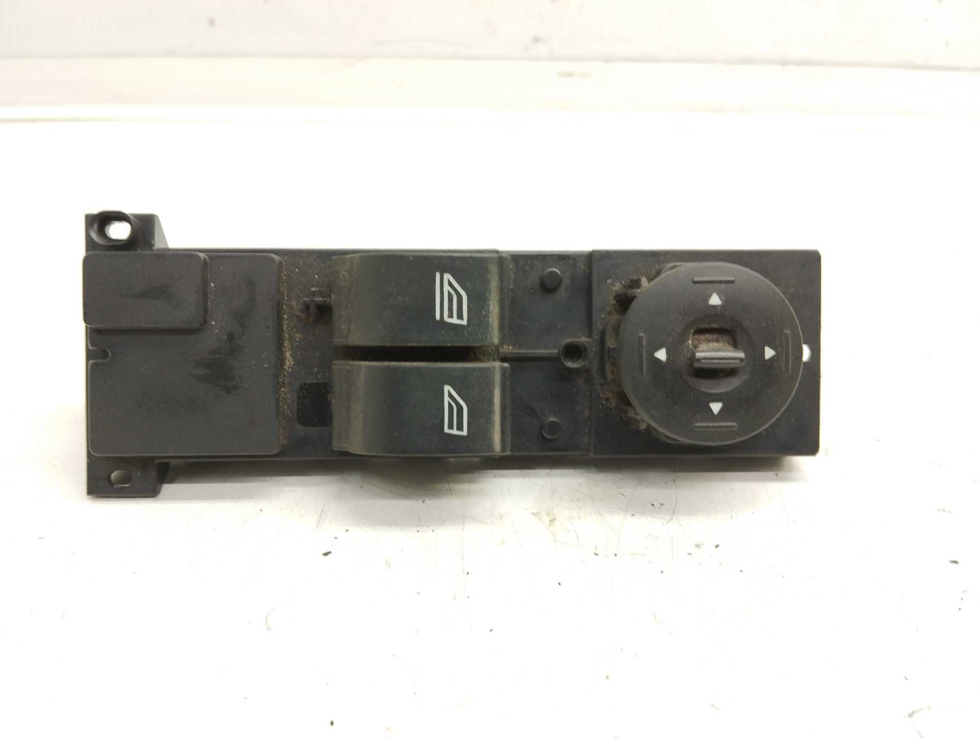 Recambio de mando elevalunas delantero izquierdo para ford focus berlina (cap) 1.6 tdci cat referencia OEM IAM   