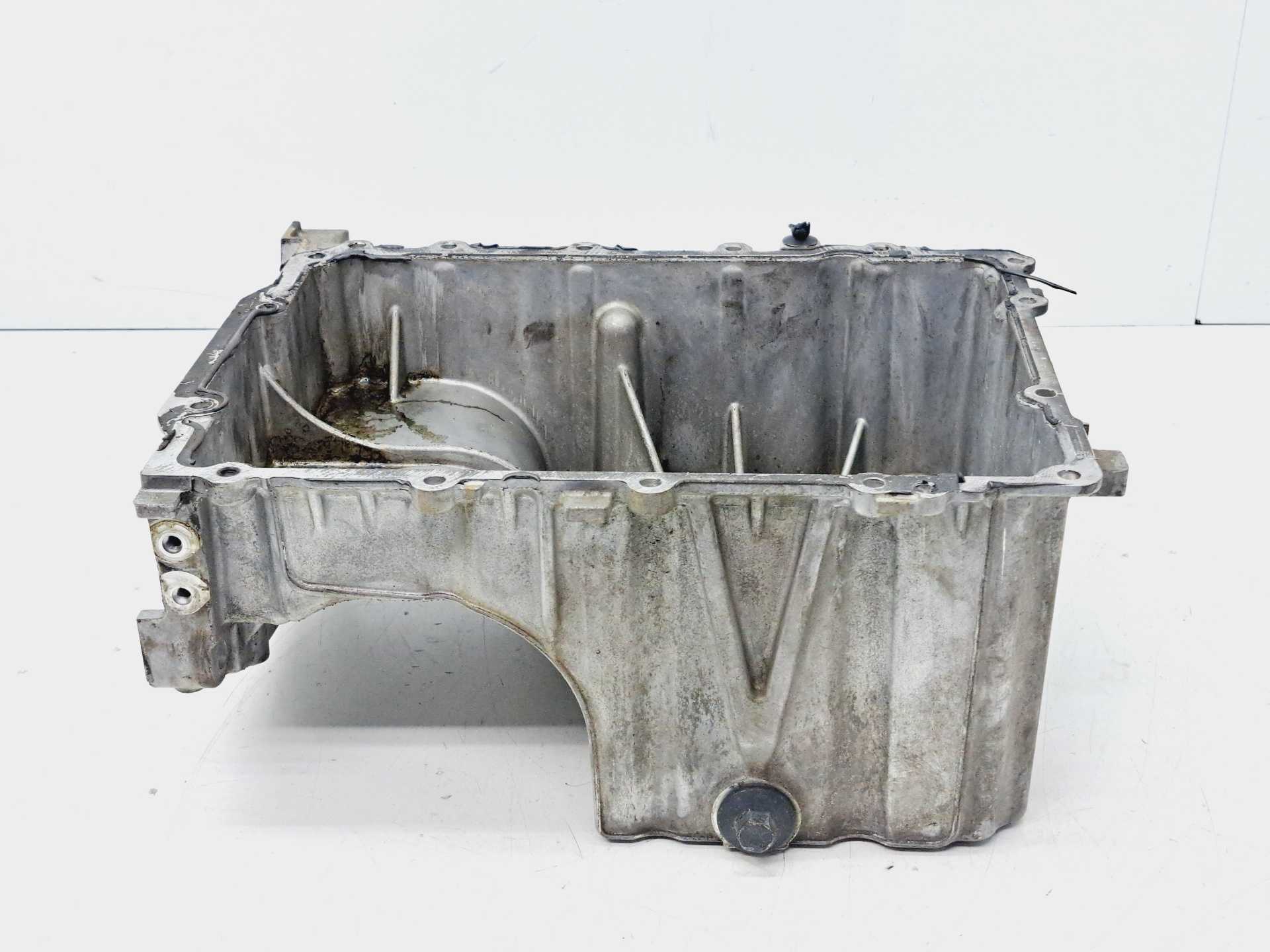 Recambio de carter para ford focus lim. (cb8) edition referencia OEM IAM CM5G6675FC  