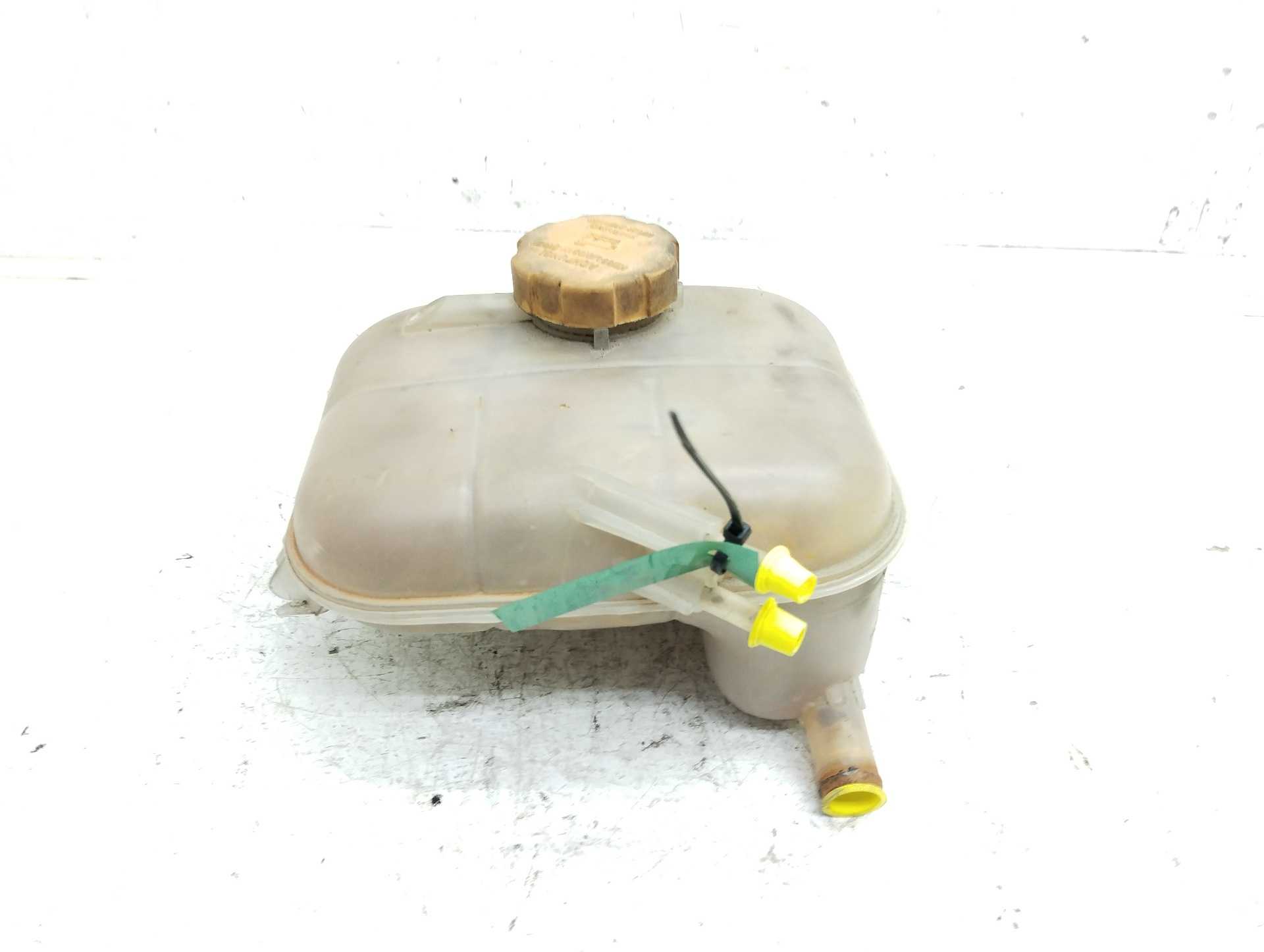 Recambio de deposito expansion para opel astra h berlina cosmo referencia OEM IAM L05150005503921  