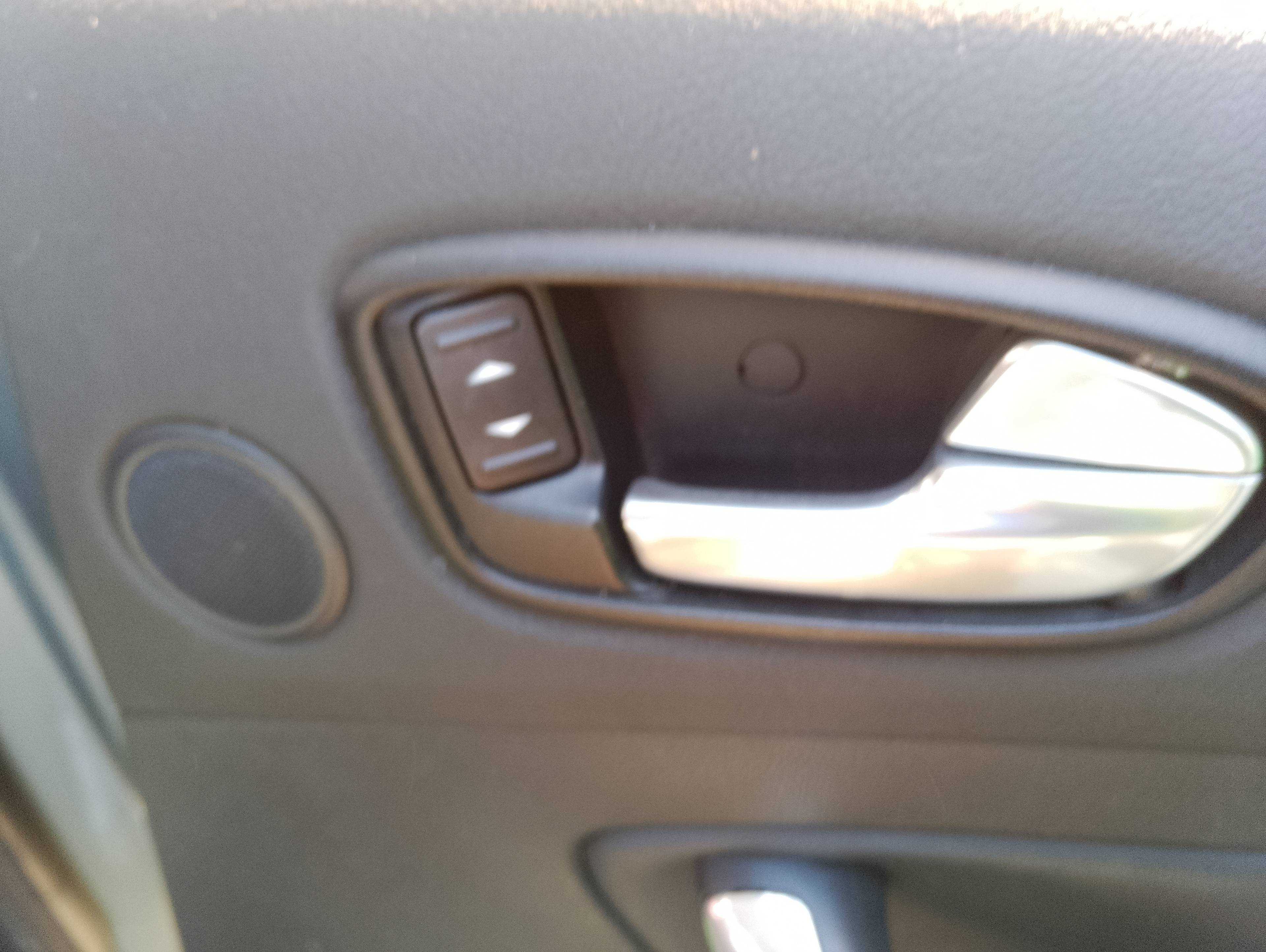 Recambio de mando elevalunas trasero derecho para ford mondeo ber. (ca2) ghia referencia OEM IAM   