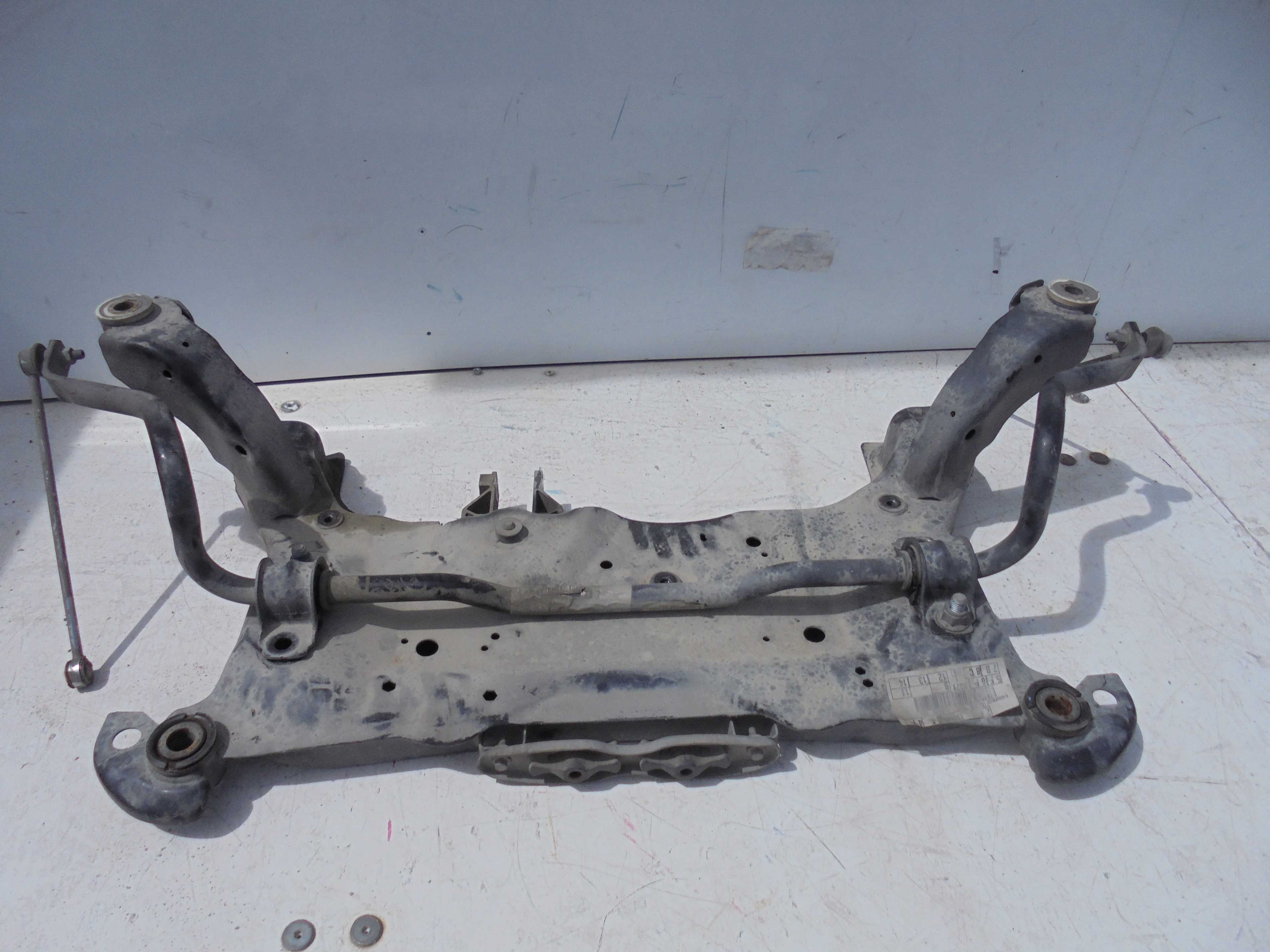 Recambio de cuna motor para ford focus lim. (cb8) edition referencia OEM IAM   