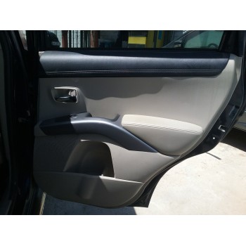 Recambio de guarnecido puerta trasera derecha para mitsubishi outlander (cw0) challenge 4wd referencia OEM IAM   