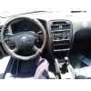 toyota avensis berlina (t 22) del año 2000