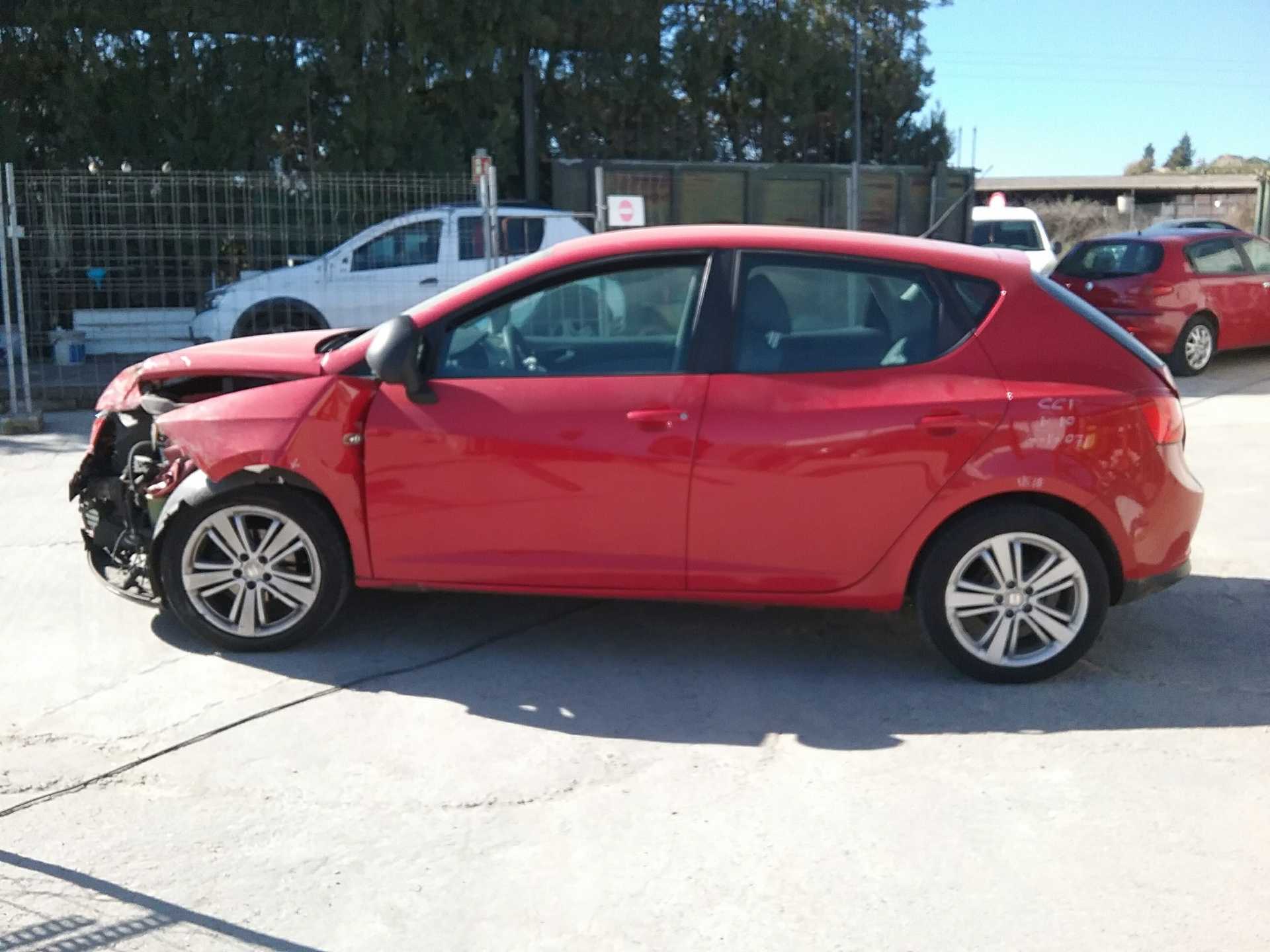 seat ibiza (6j5) del año 2010