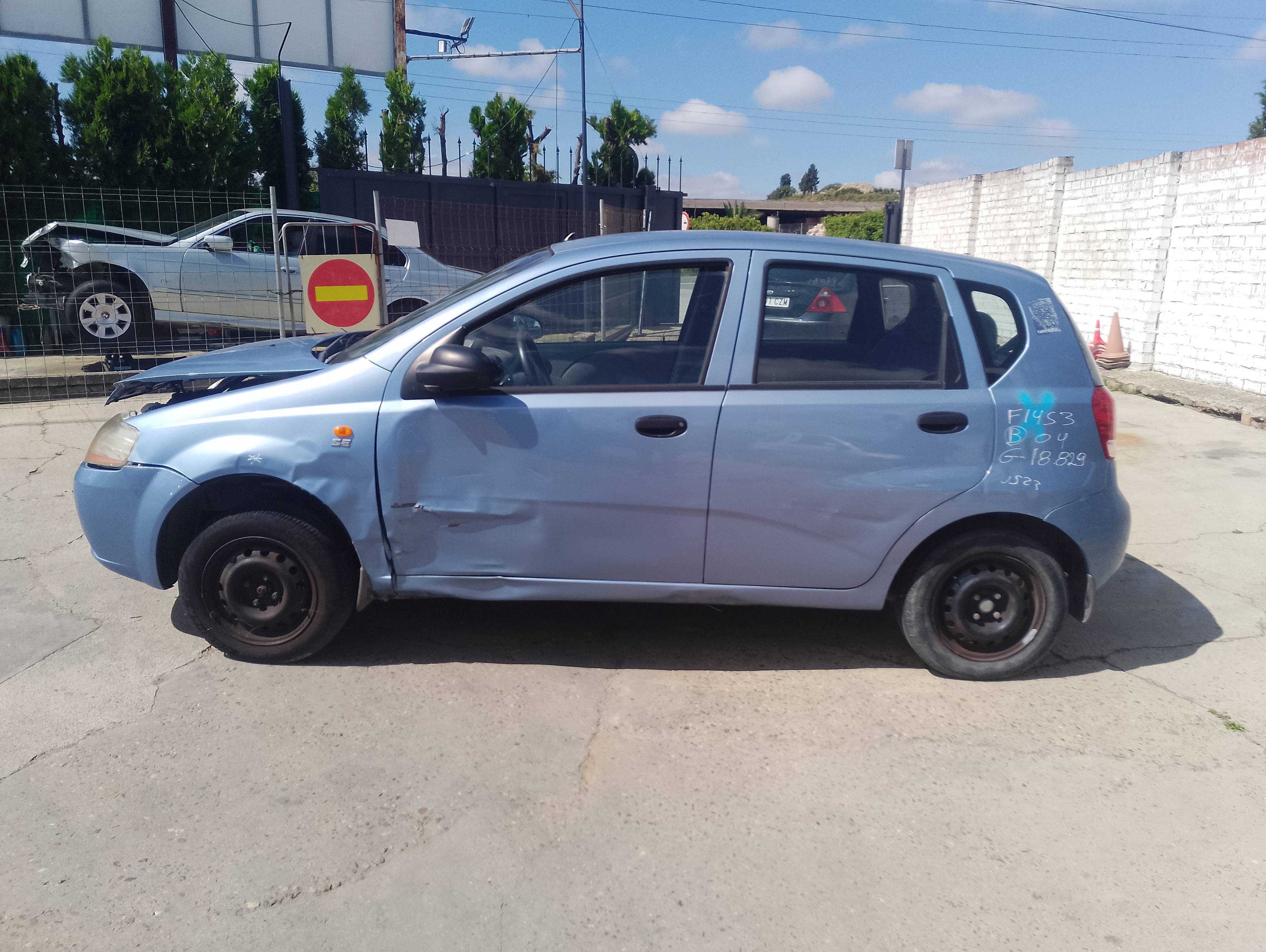 daewoo kalos del año 2004