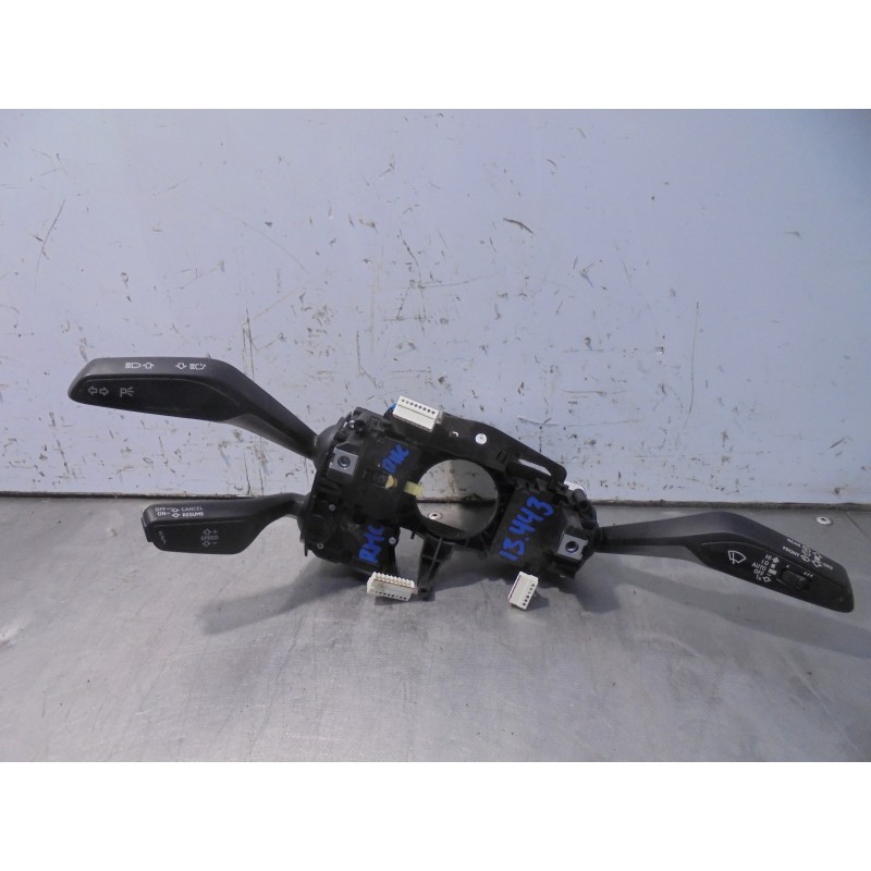 Recambio de mando limpia para audi a3 sportback (8vf) 30 tdi design referencia OEM IAM 82A953521  