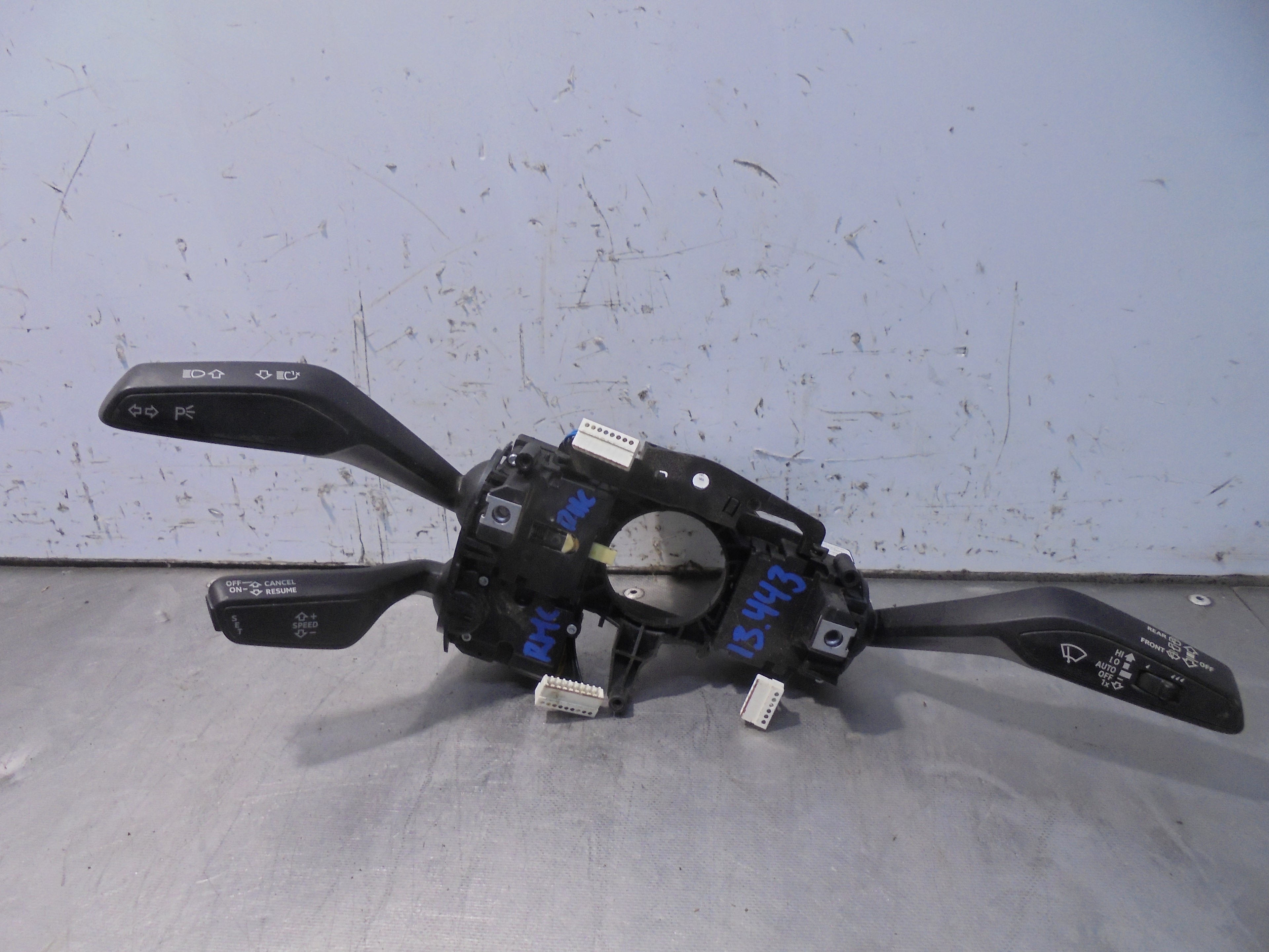Recambio de mando limpia para audi a3 sportback (8vf) 30 tdi design referencia OEM IAM 82A953521  