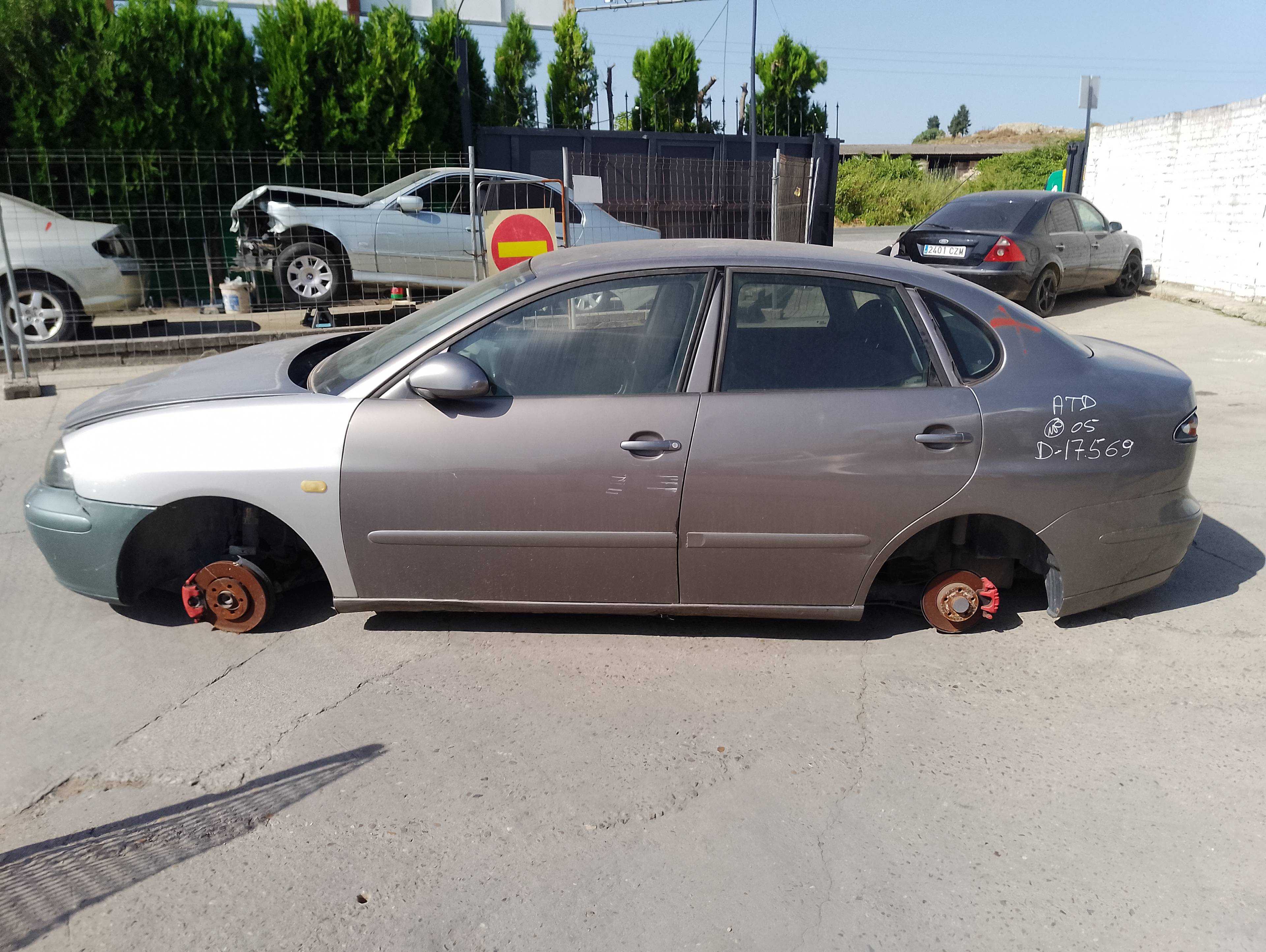 seat cordoba berlina (6l2) del año 2003