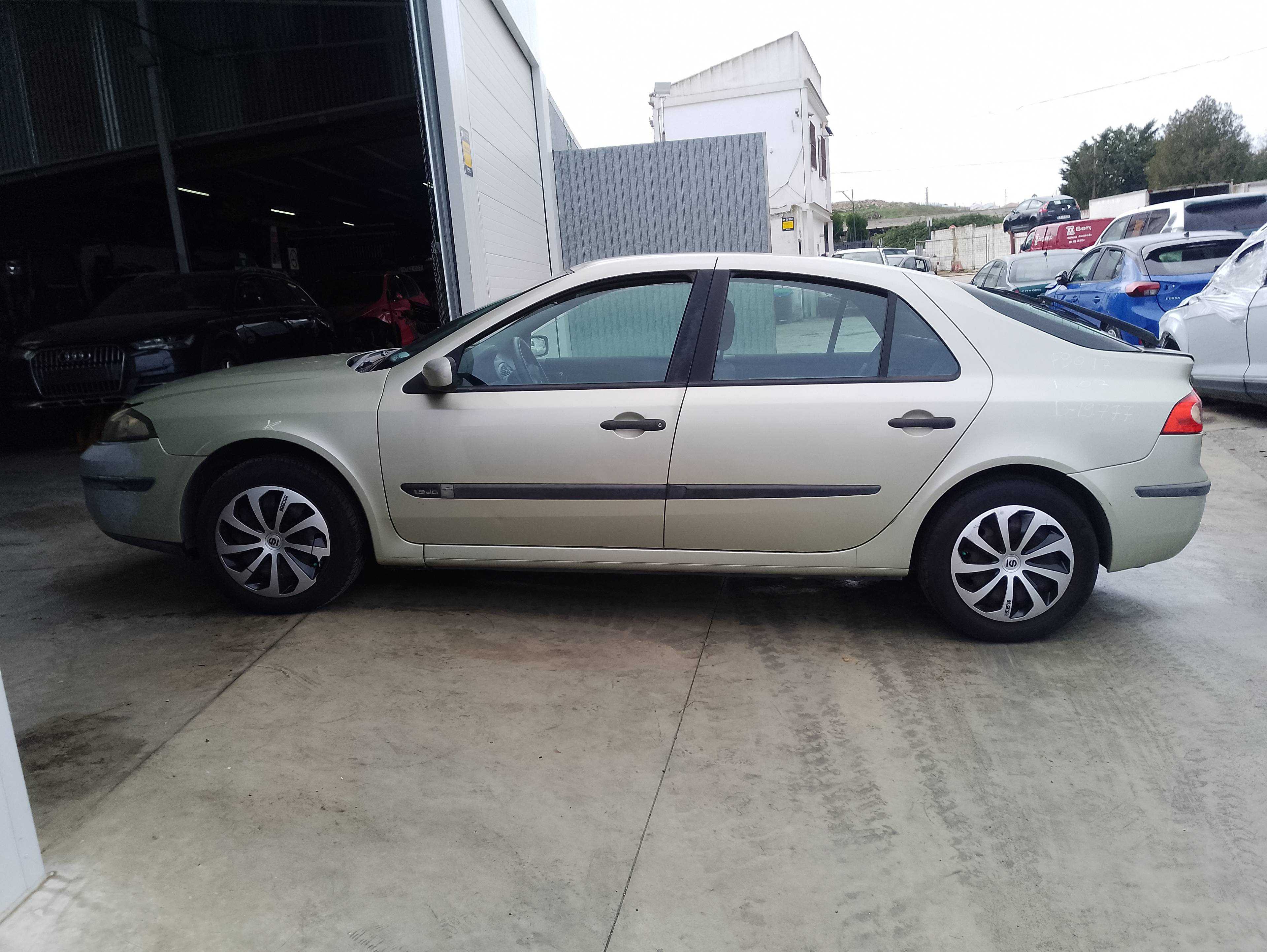 renault laguna ii grandtour (kg0) del año 2007