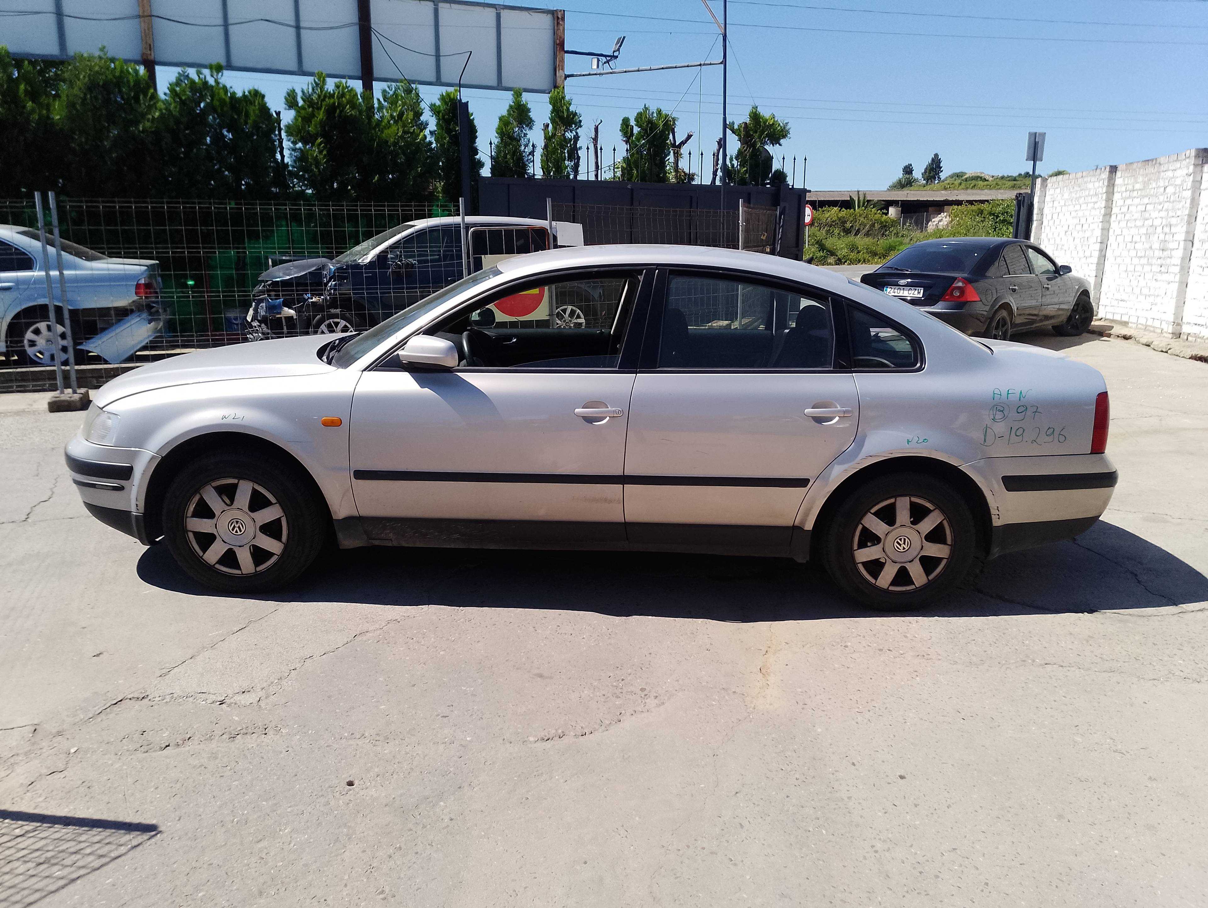 volkswagen passat berlina (3a2) del año 1997