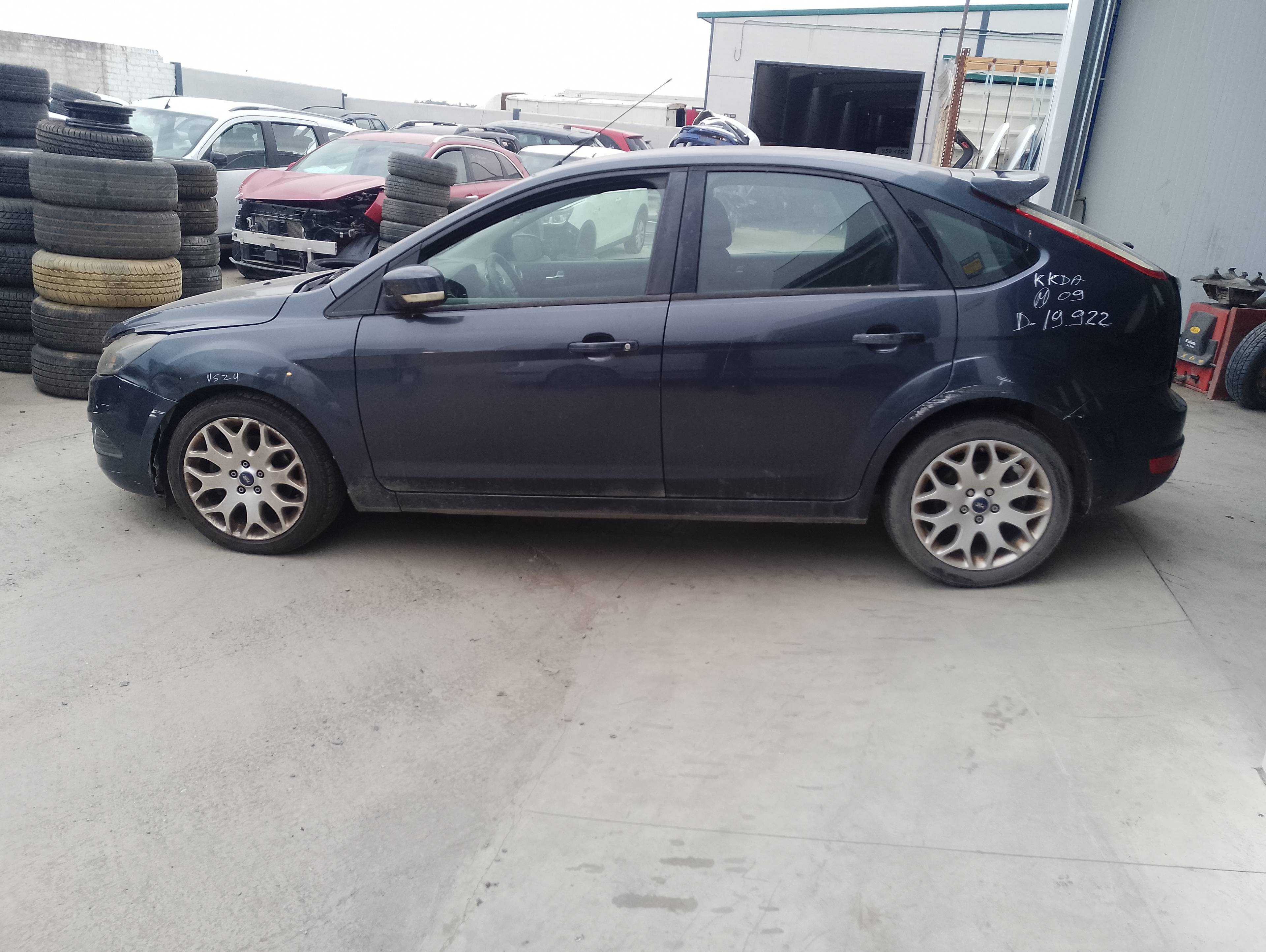 ford focus berlina (cap) del año 2009