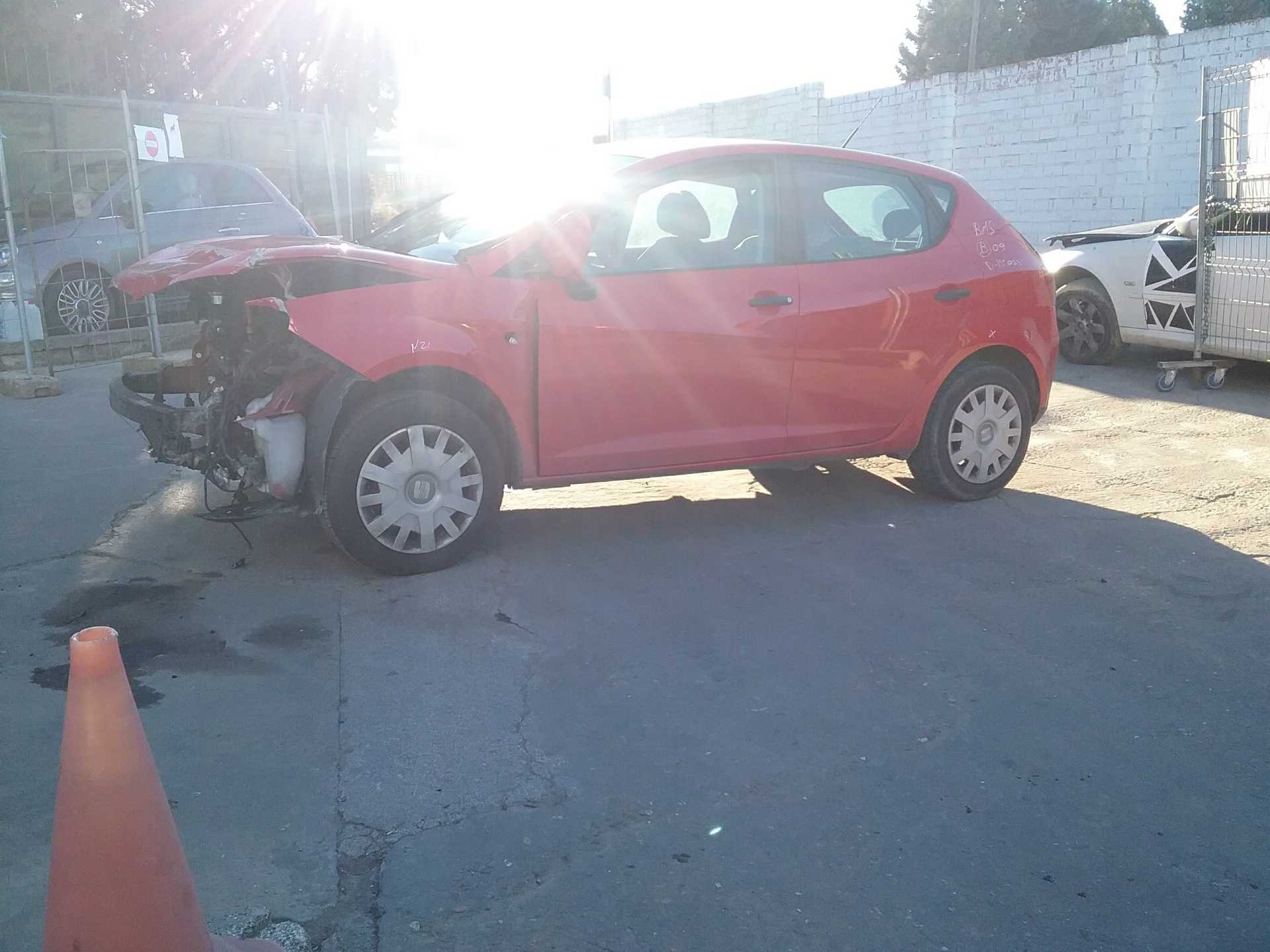 seat ibiza (6j5) del año 2009