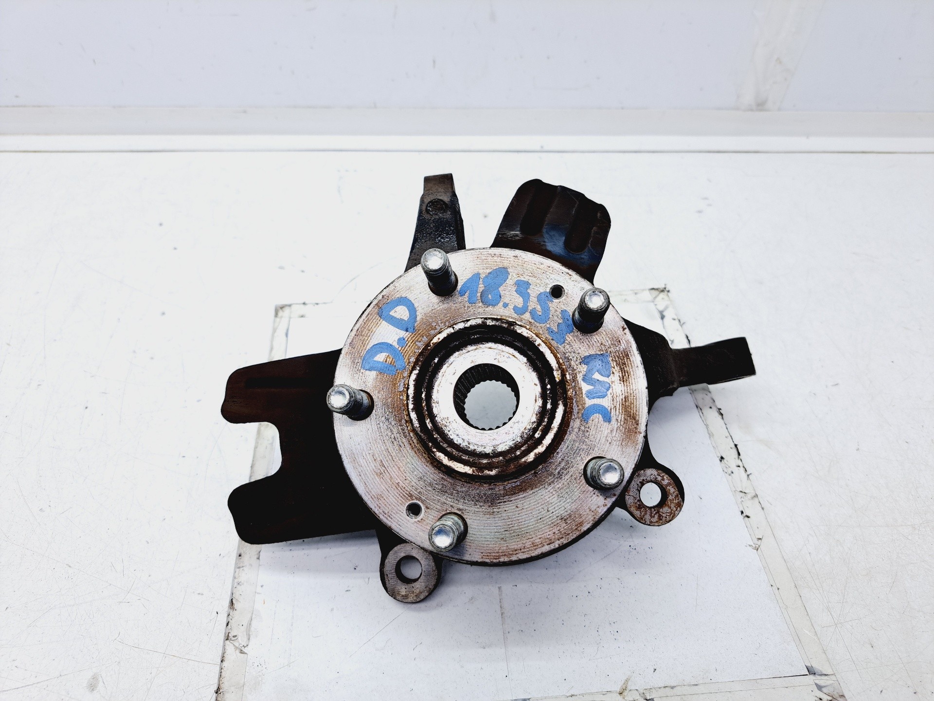 Recambio de mangueta delantera derecha para kia carens ( ) basic referencia OEM IAM  51716A4500 