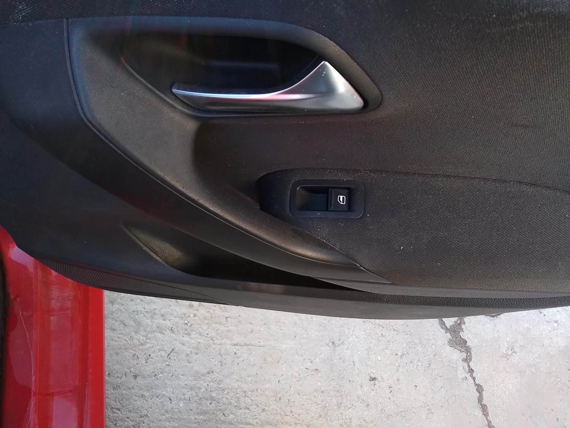 Recambio de mando elevalunas trasero derecho para volkswagen polo (6r1) advance referencia OEM IAM   