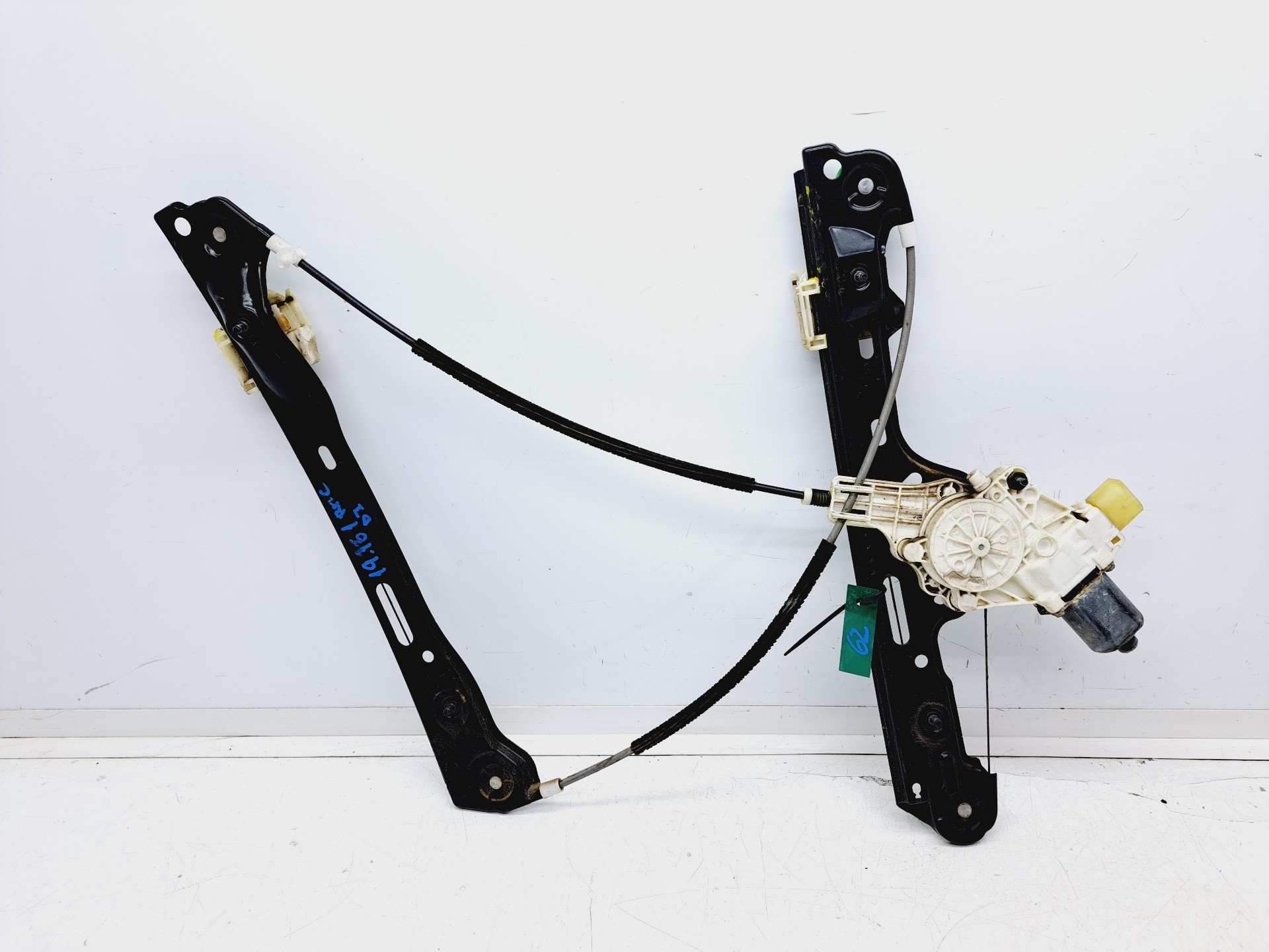 Recambio de elevalunas delantero izquierdo para bmw serie 1 berlina (e81/e87) 118d referencia OEM IAM 6927027 7138465E 