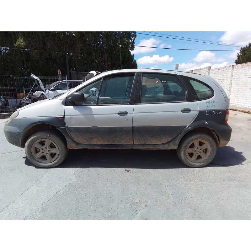 MANETA EXTERIOR DELANTERA DERECHA 