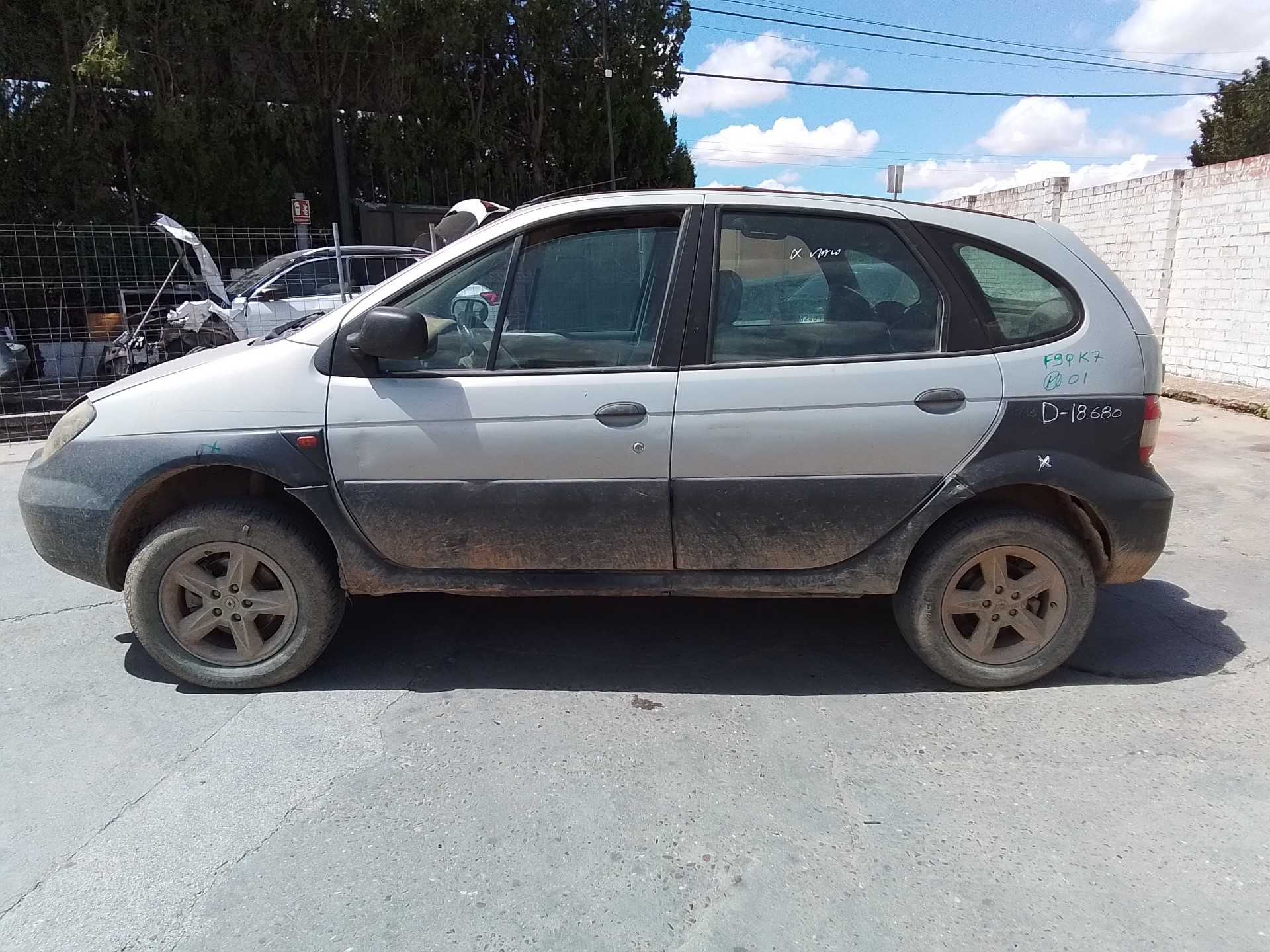 renault scenic (ja..) del año 2001
