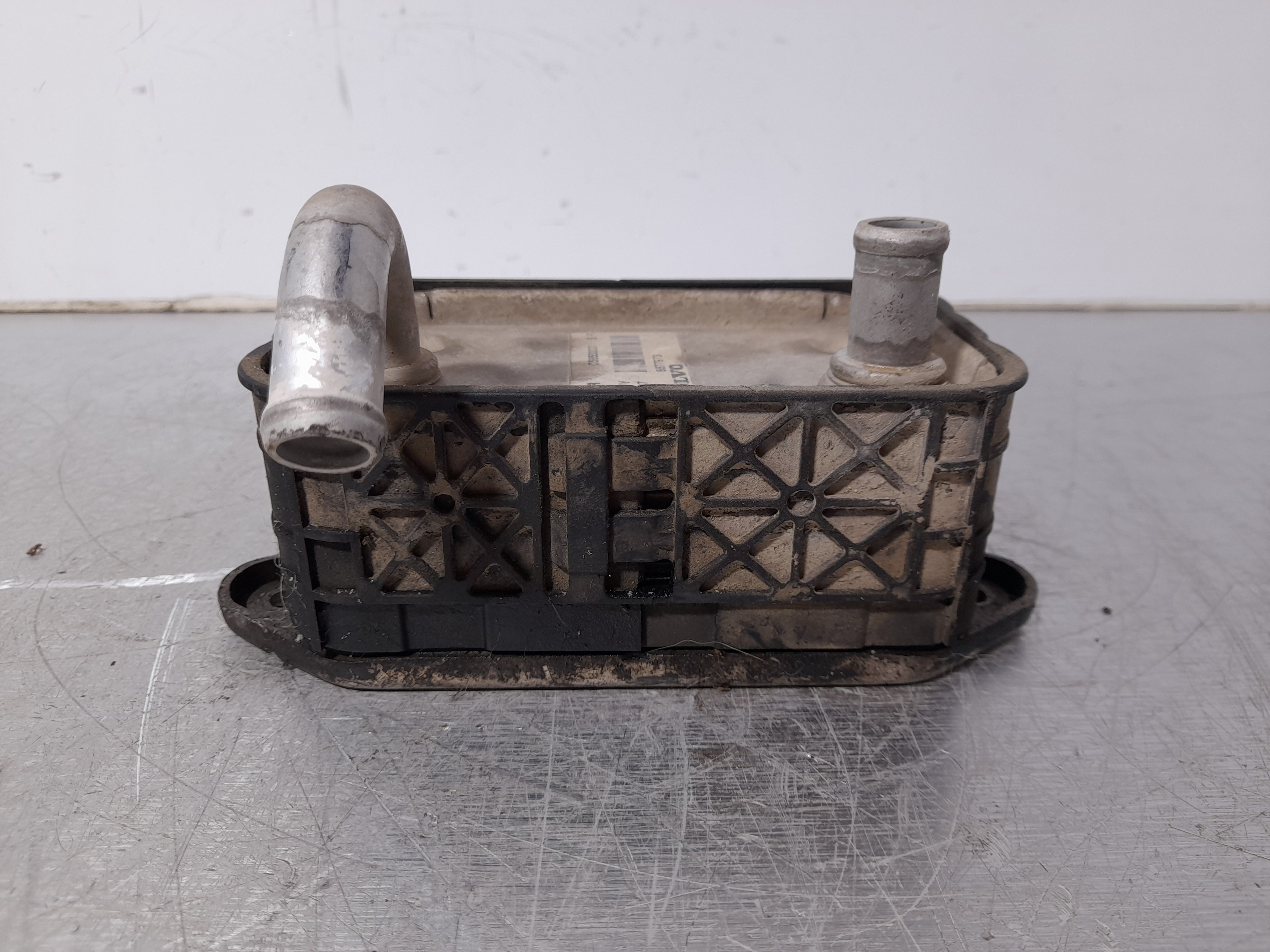 Recambio de enfriador aceite motor para volvo xc70 2.4 diesel cat referencia OEM IAM C5850000 31201912 