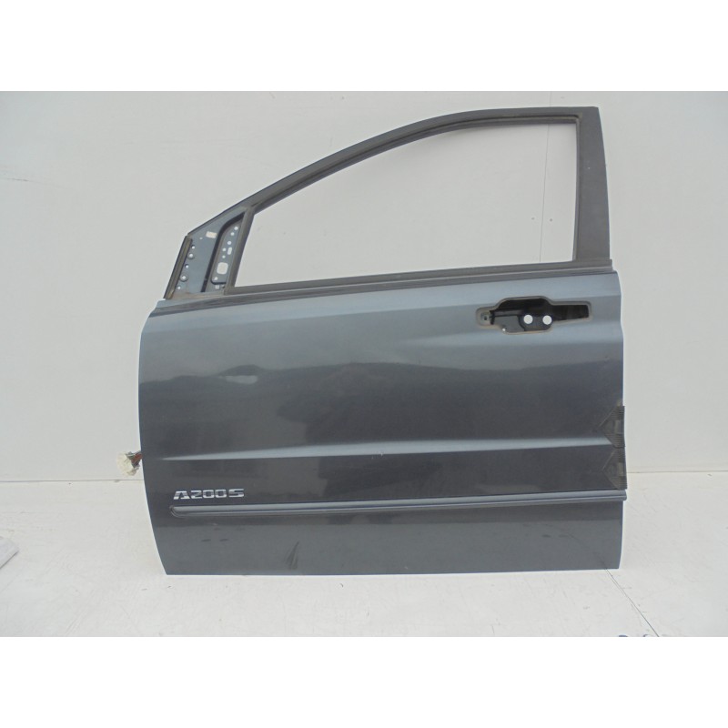 Recambio de puerta delantera izquierda para ssangyong actyon sports 2.0 td cat referencia OEM IAM   