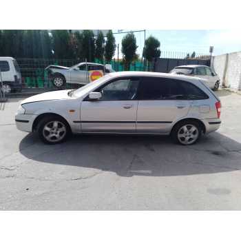 mazda 323 berlina f/s (bj) del año 2000
