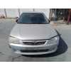 mazda 323 berlina f/s (bj) del año 2000