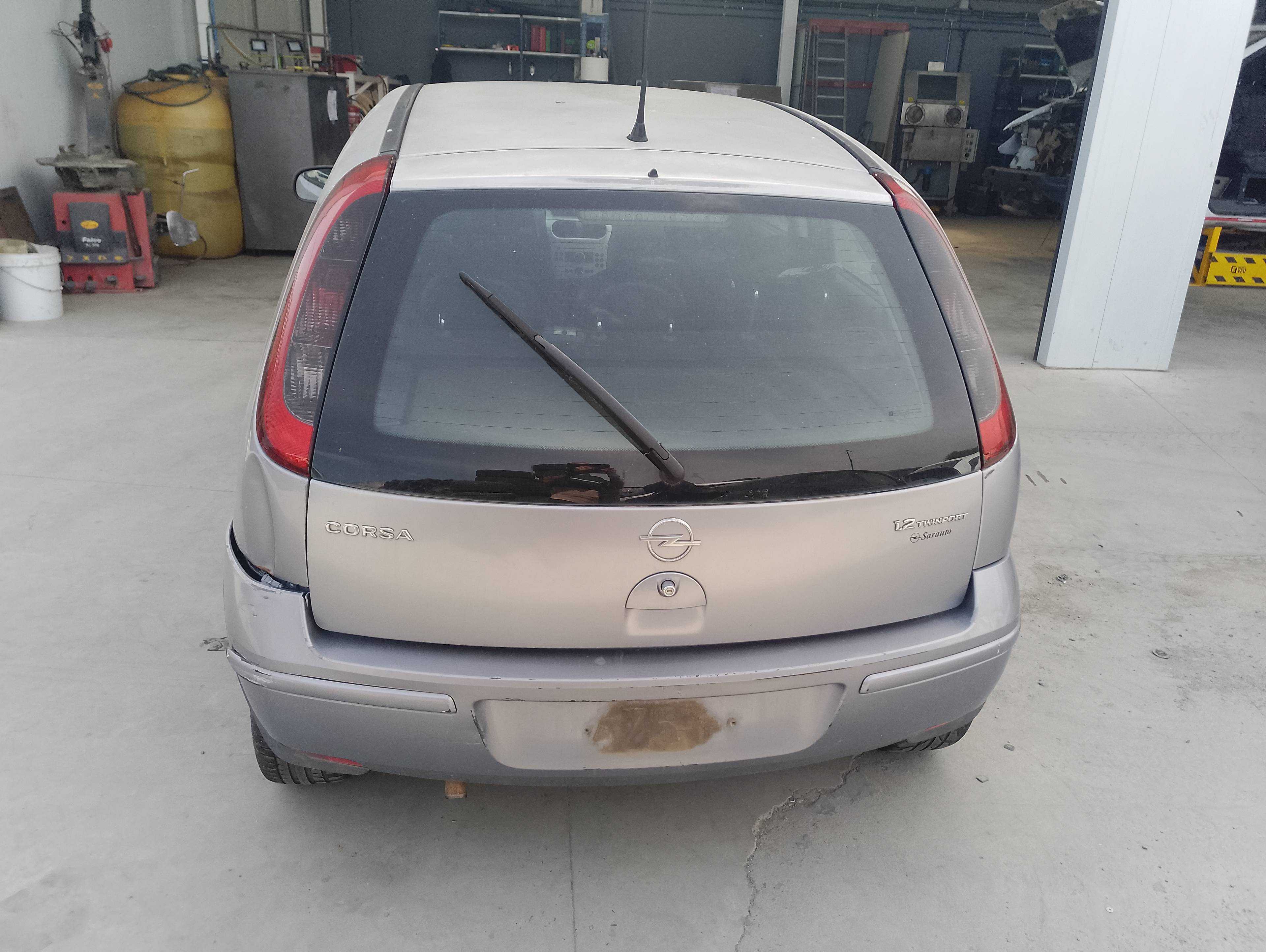 opel corsa c del año 2006