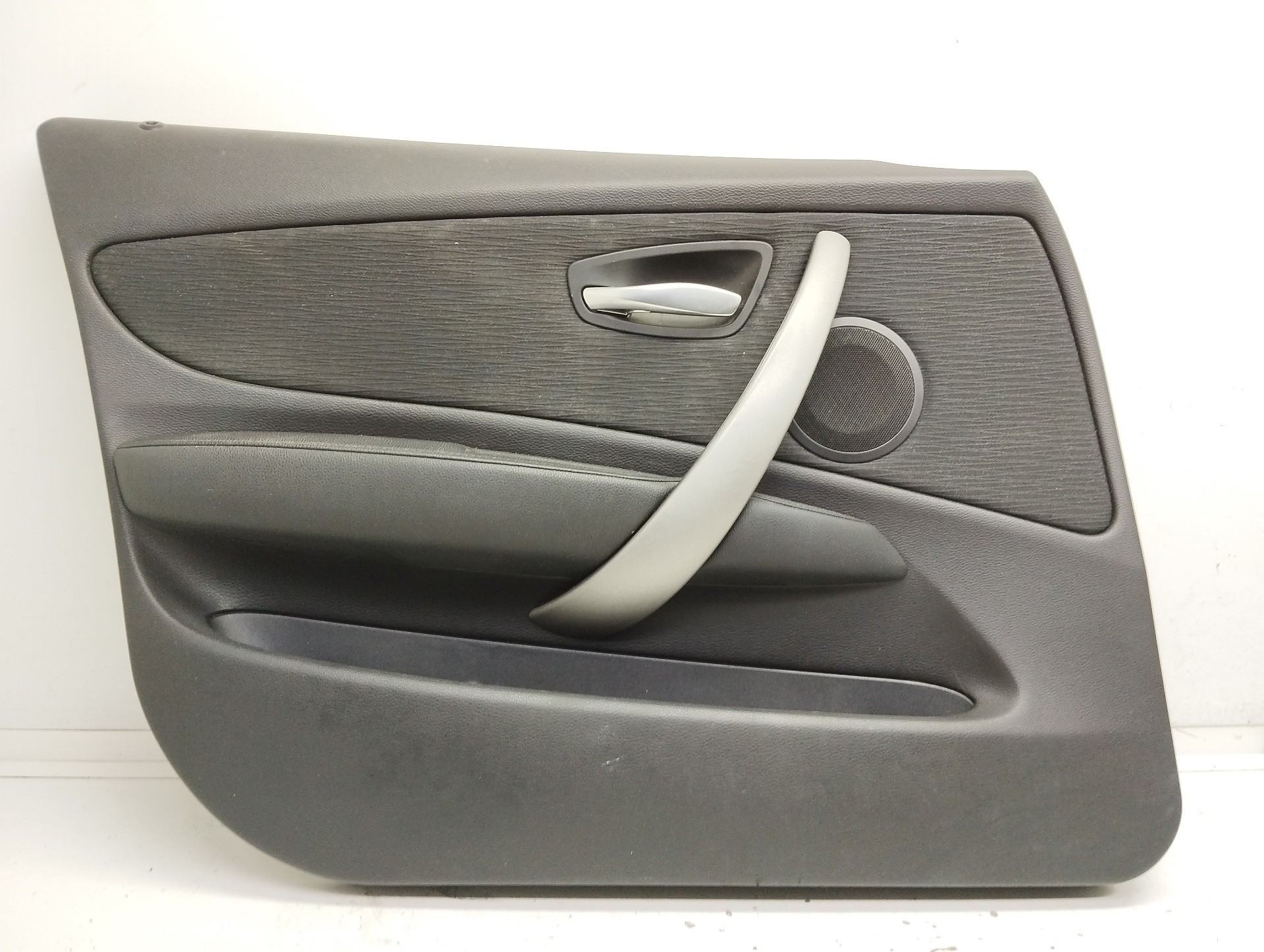 Recambio de guarnecido puerta delantera izquierda para bmw serie 1 berlina (e81/e87) 118d referencia OEM IAM 51415975300 6979859