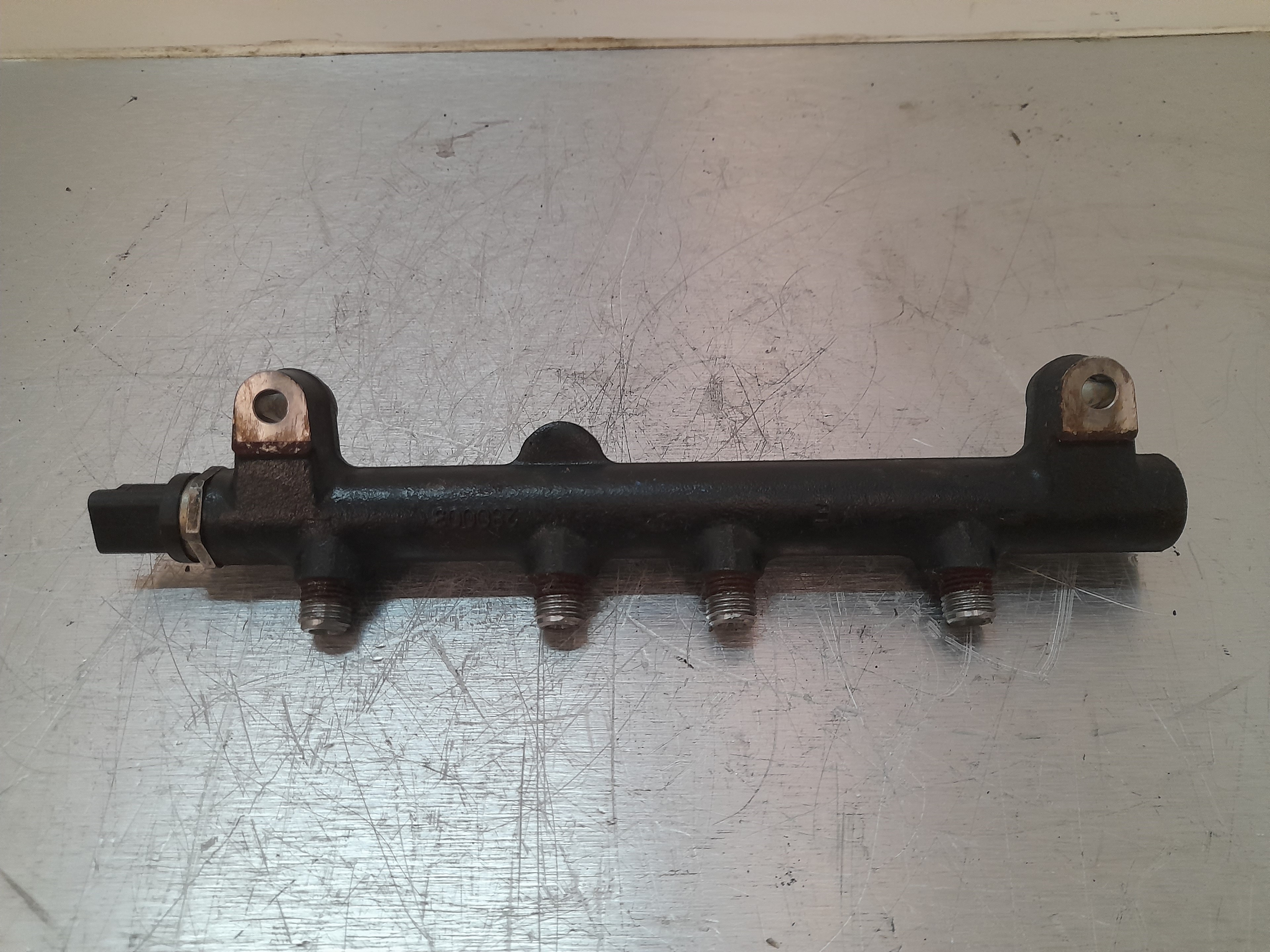 Recambio de rampa inyectora para ssangyong actyon sports 2.0 td cat referencia OEM IAM R9144Z190A DELPHI 