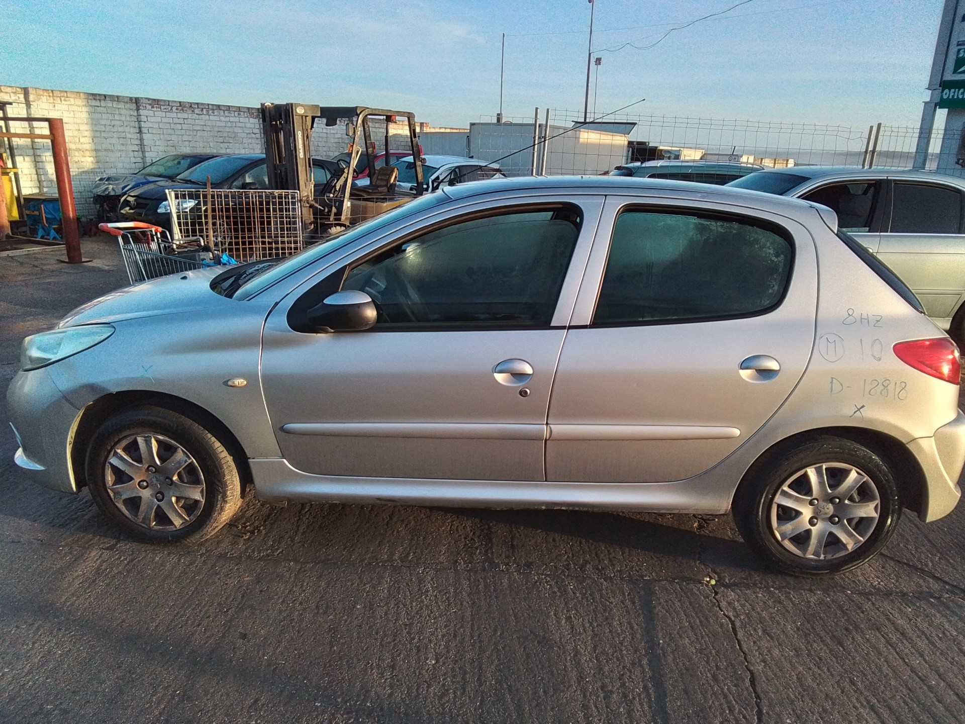 peugeot 206+ del año 2010